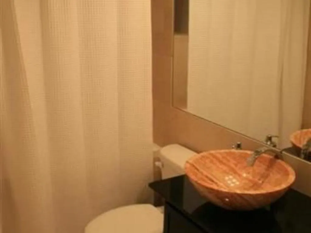 Other in Roscoe Village Guesthouse