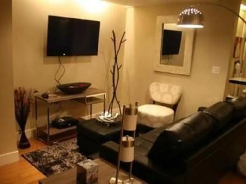 Other in Roscoe Village Guesthouse