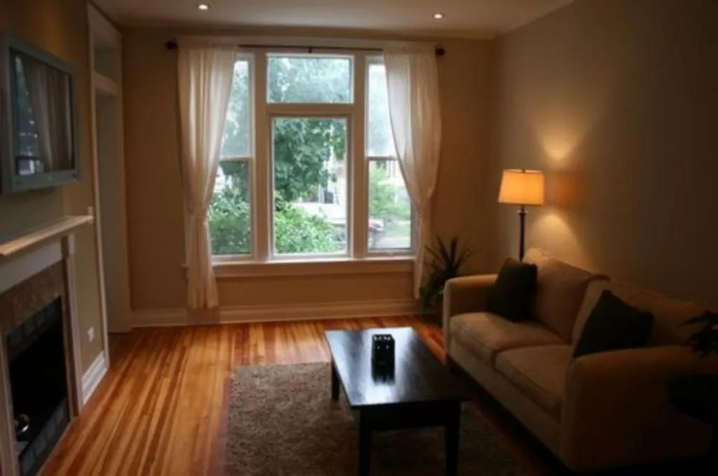 Other in Roscoe Village Guesthouse