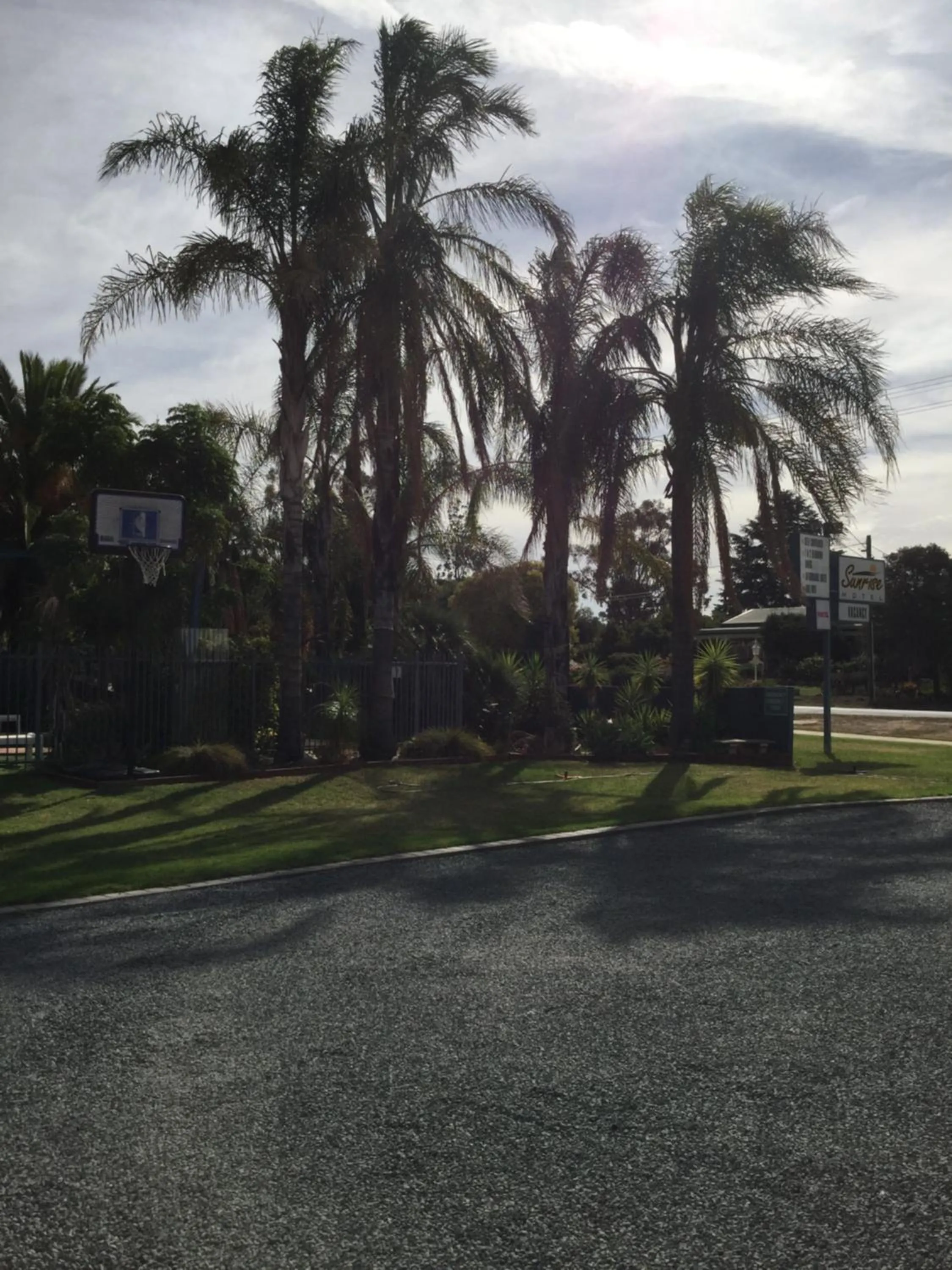 Garden in Sunrise Motel