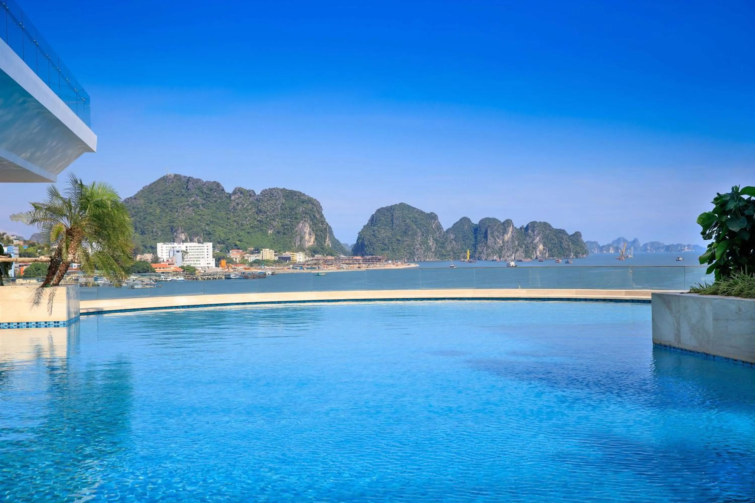 Pool view in Wyndham Legend Halong