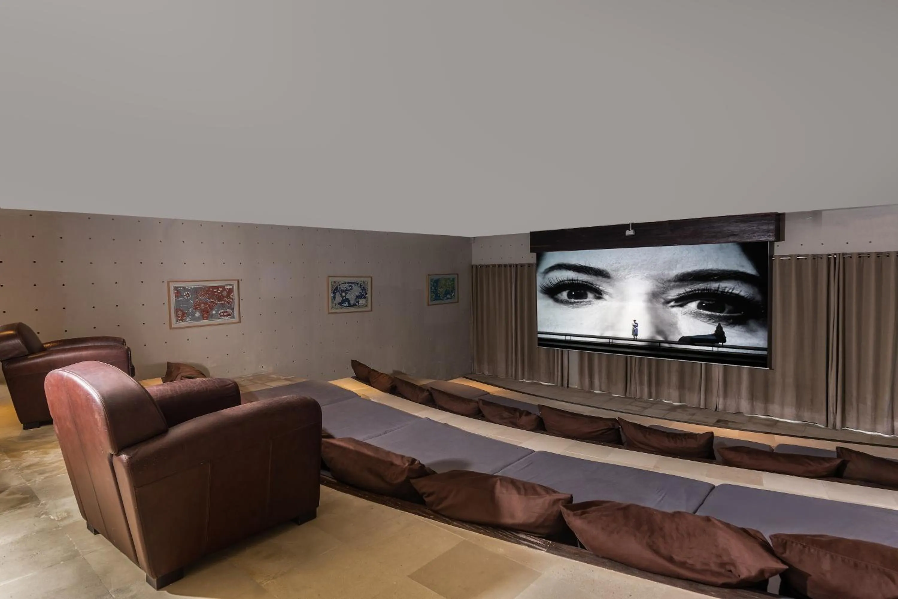 TV and multimedia in Villa Mary