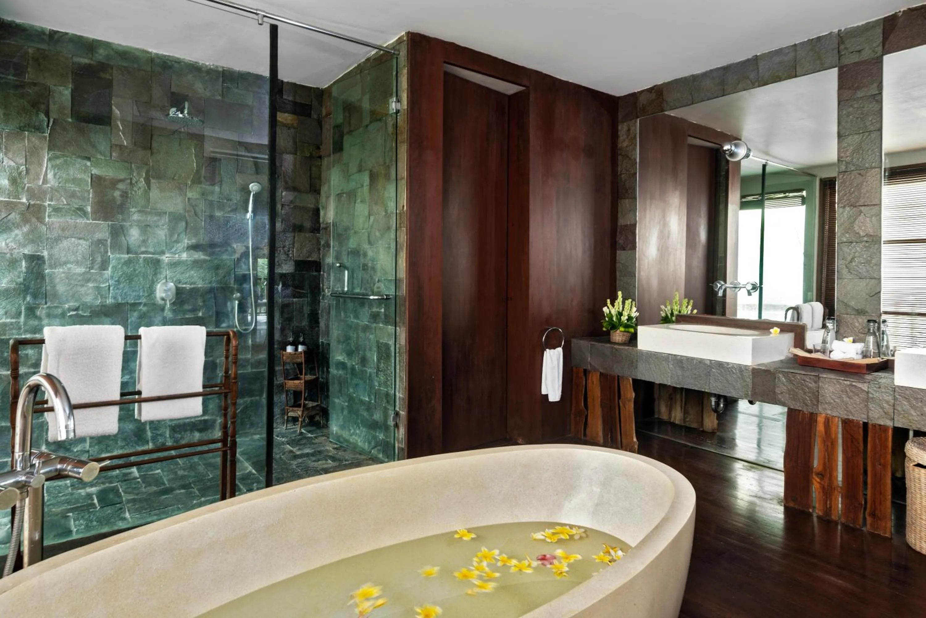 Shower in Villa Mary