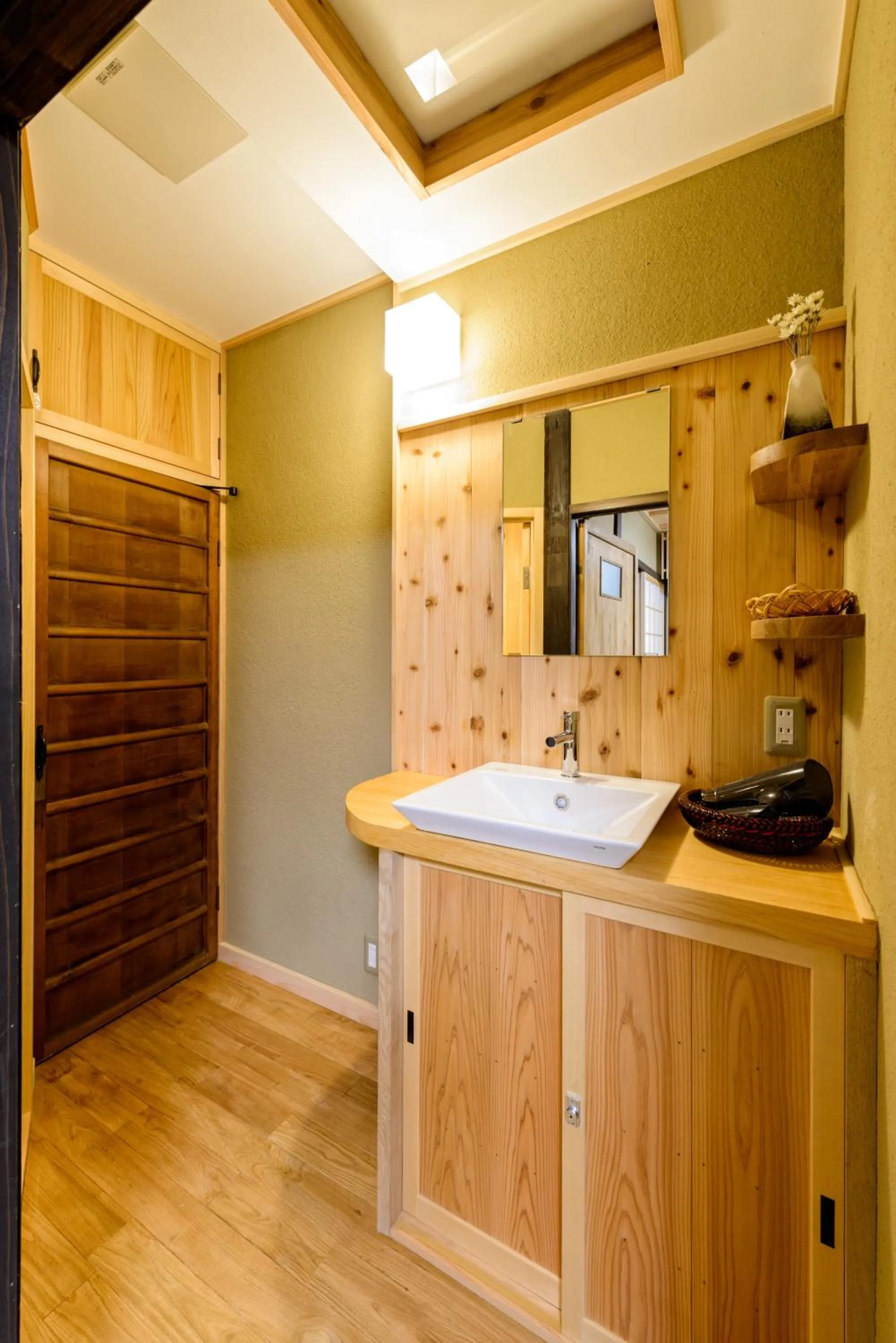 Bathroom in Nadeshiko Shirakawa Machiya House