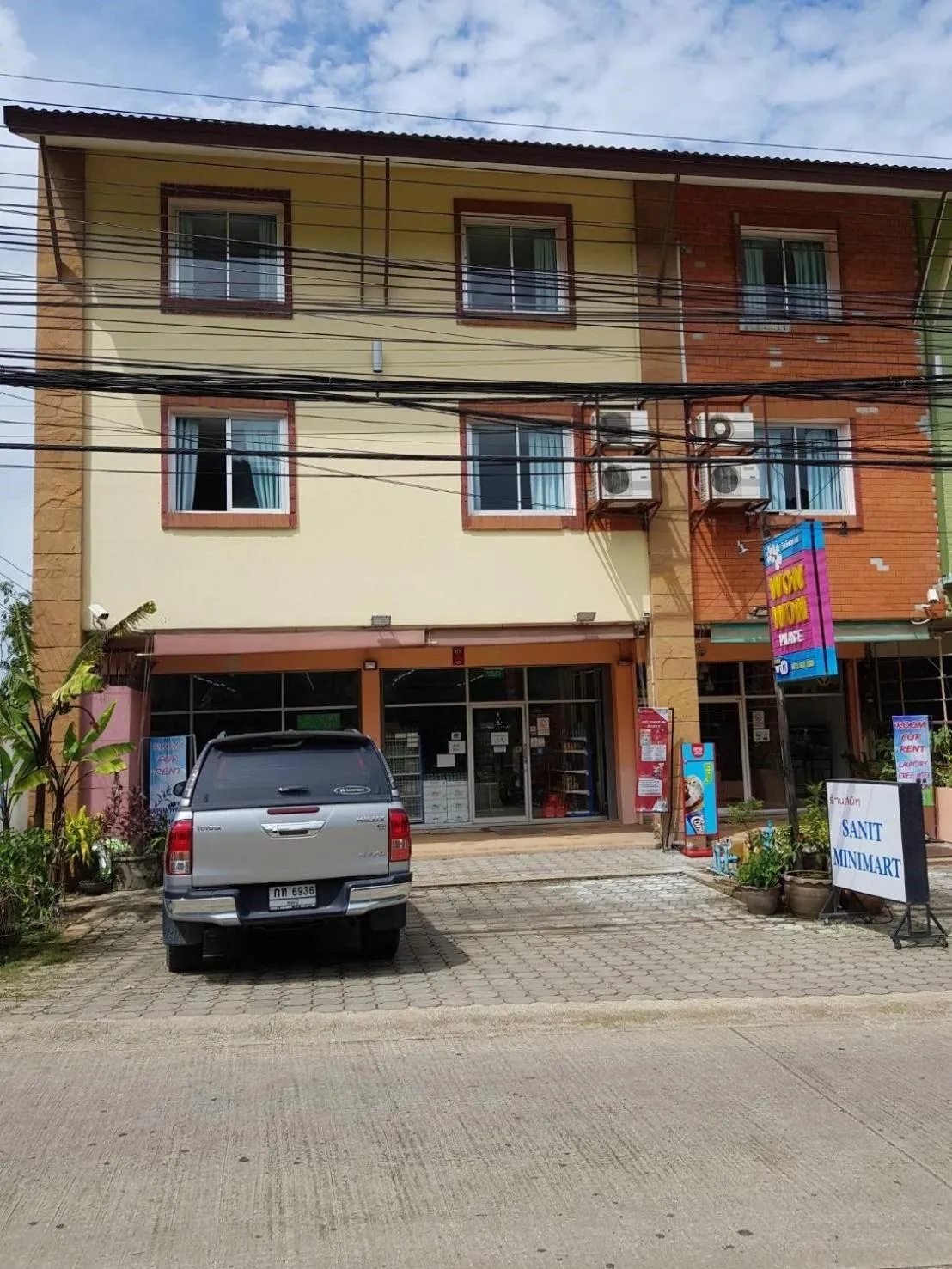 Property building in Wan Wan Place