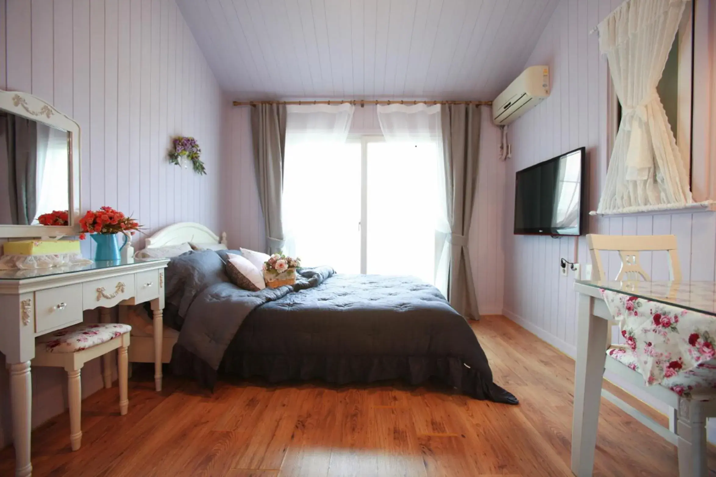 Standard Double Room in Pyeongchang Edelweiss Pension Standard Double Room in Pyeongchang Edelweiss Pension