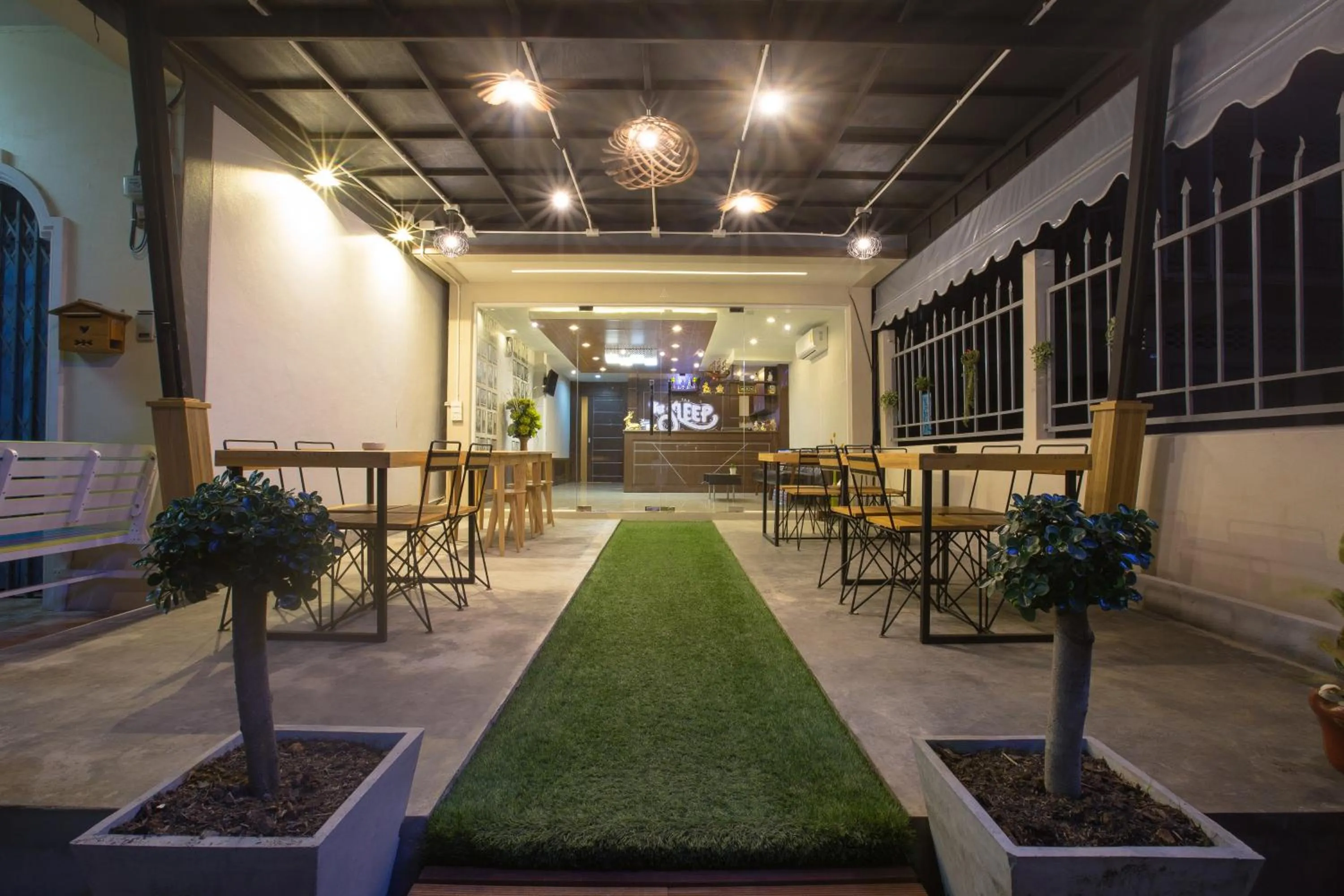 Restaurant/places to eat in The Sleep Phang-nga