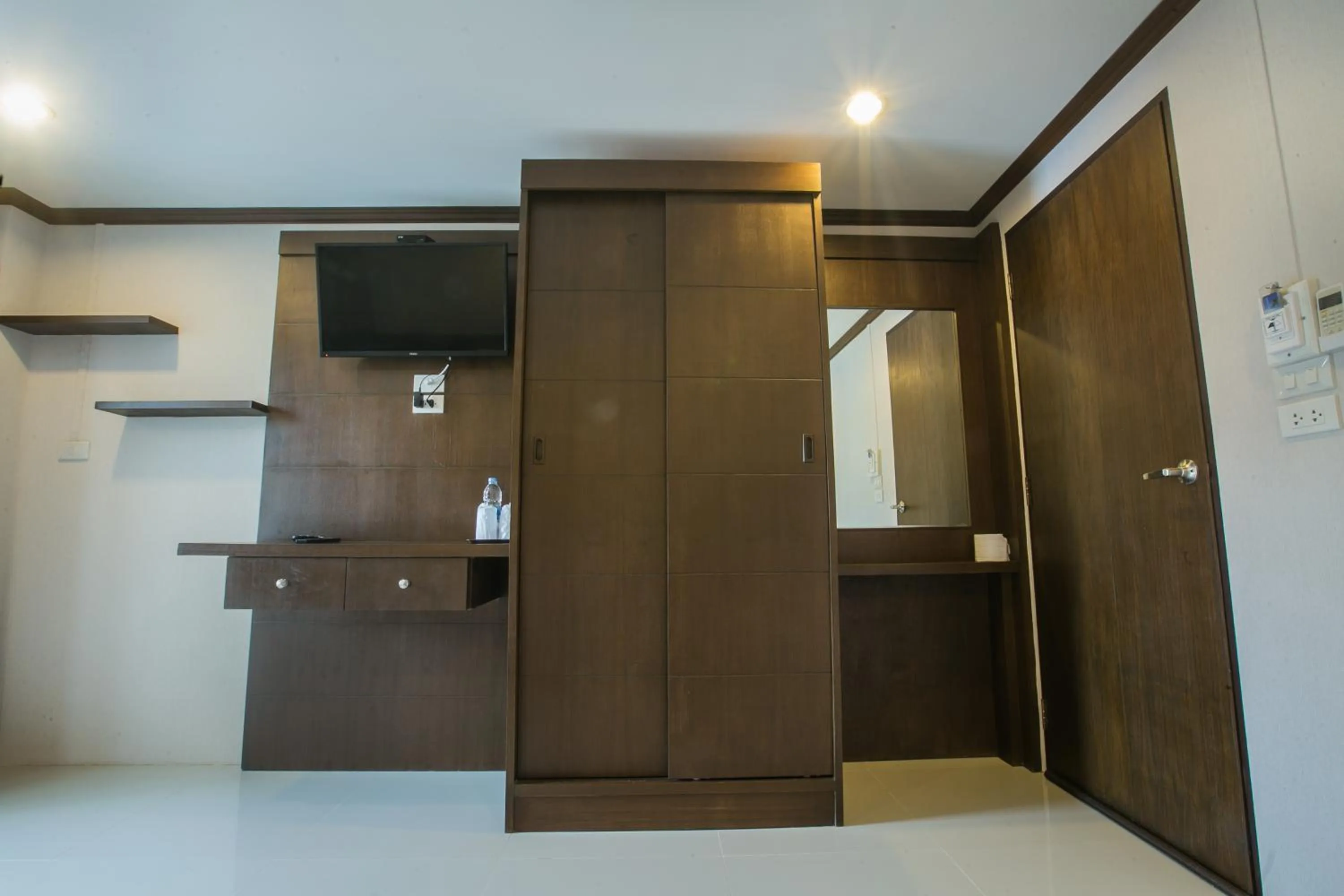 TV and multimedia in The Sleep Phang-nga