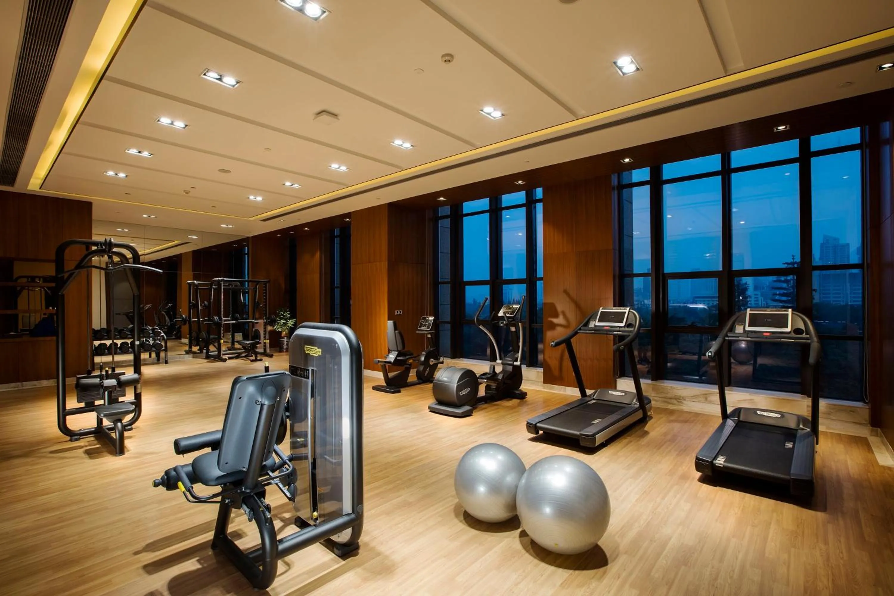 Fitness centre/facilities in Crowne Plaza Hefei Rongqiao by IHG
