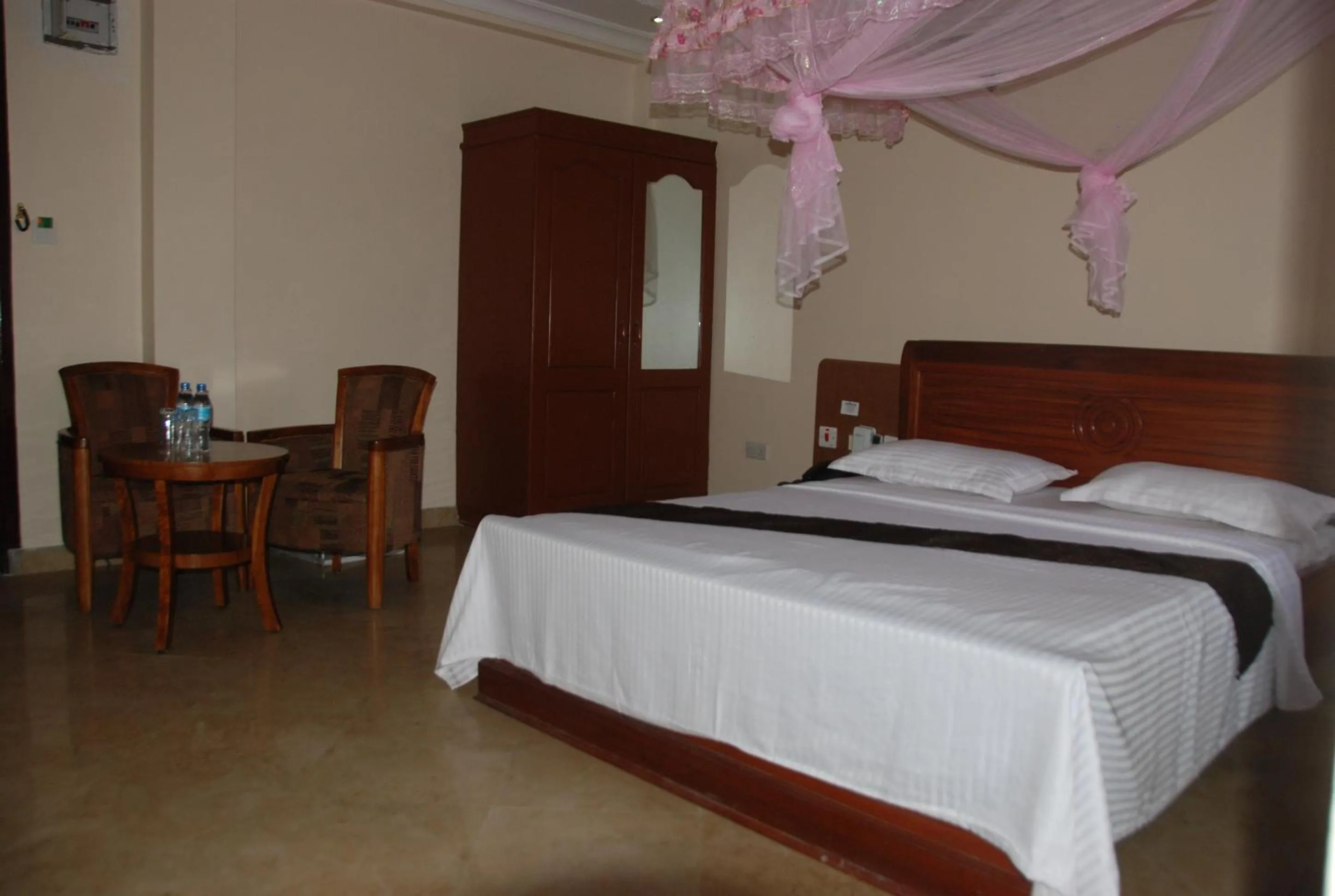 Photo of the whole room, Bed in Silver Paradise Hotel