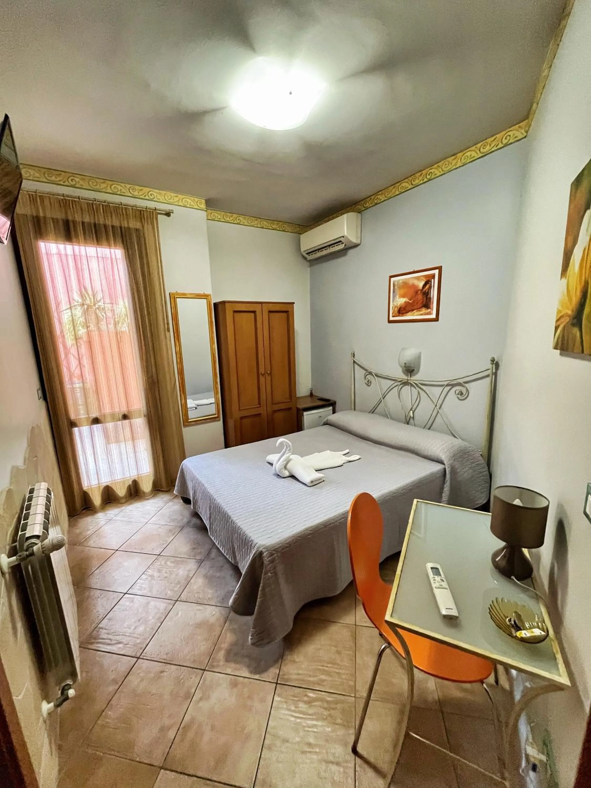 Bed in B&B Epos Acitrezza