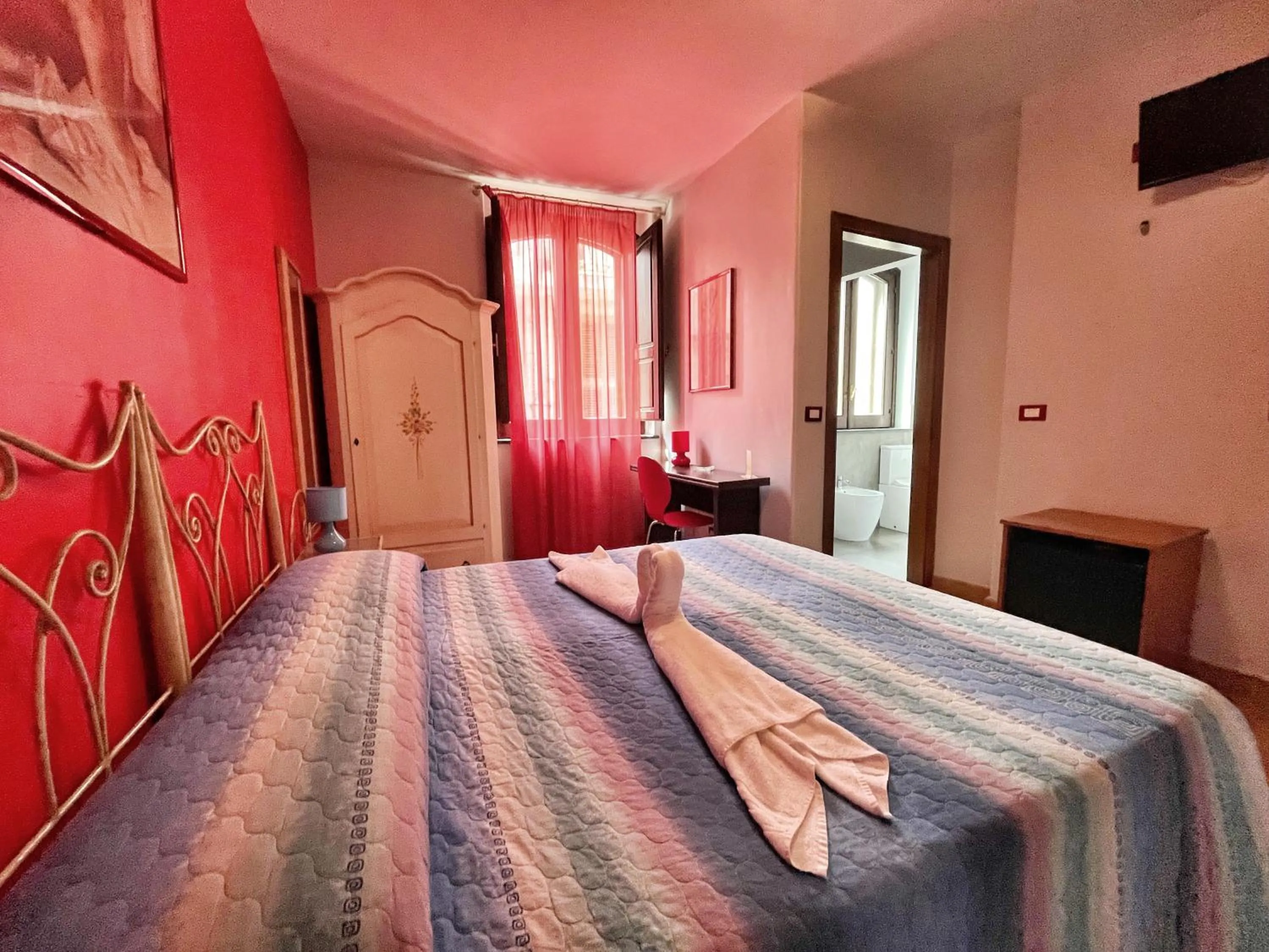 Bed in B&B Epos Acitrezza