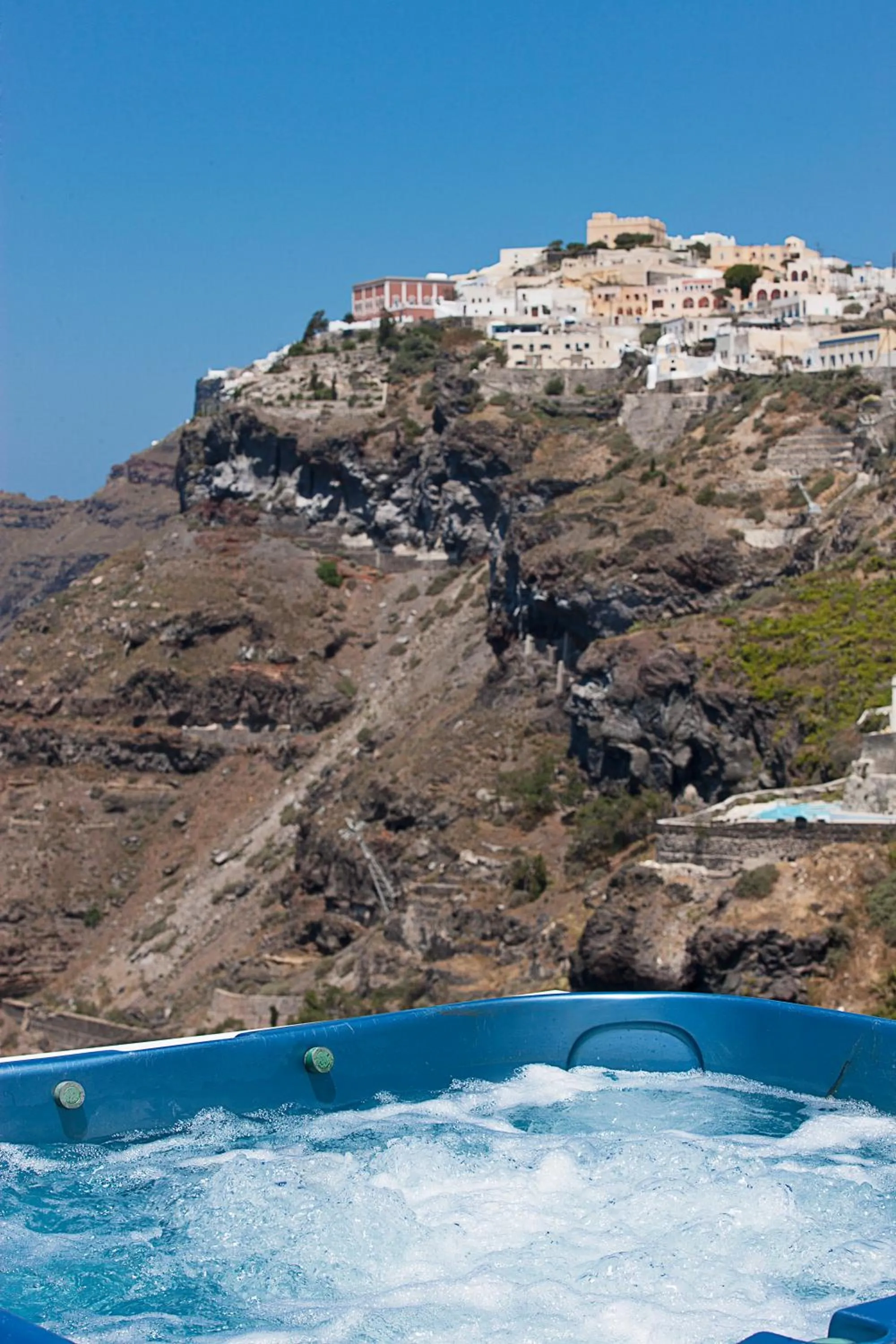 Day in 1809 Villa by Thireas