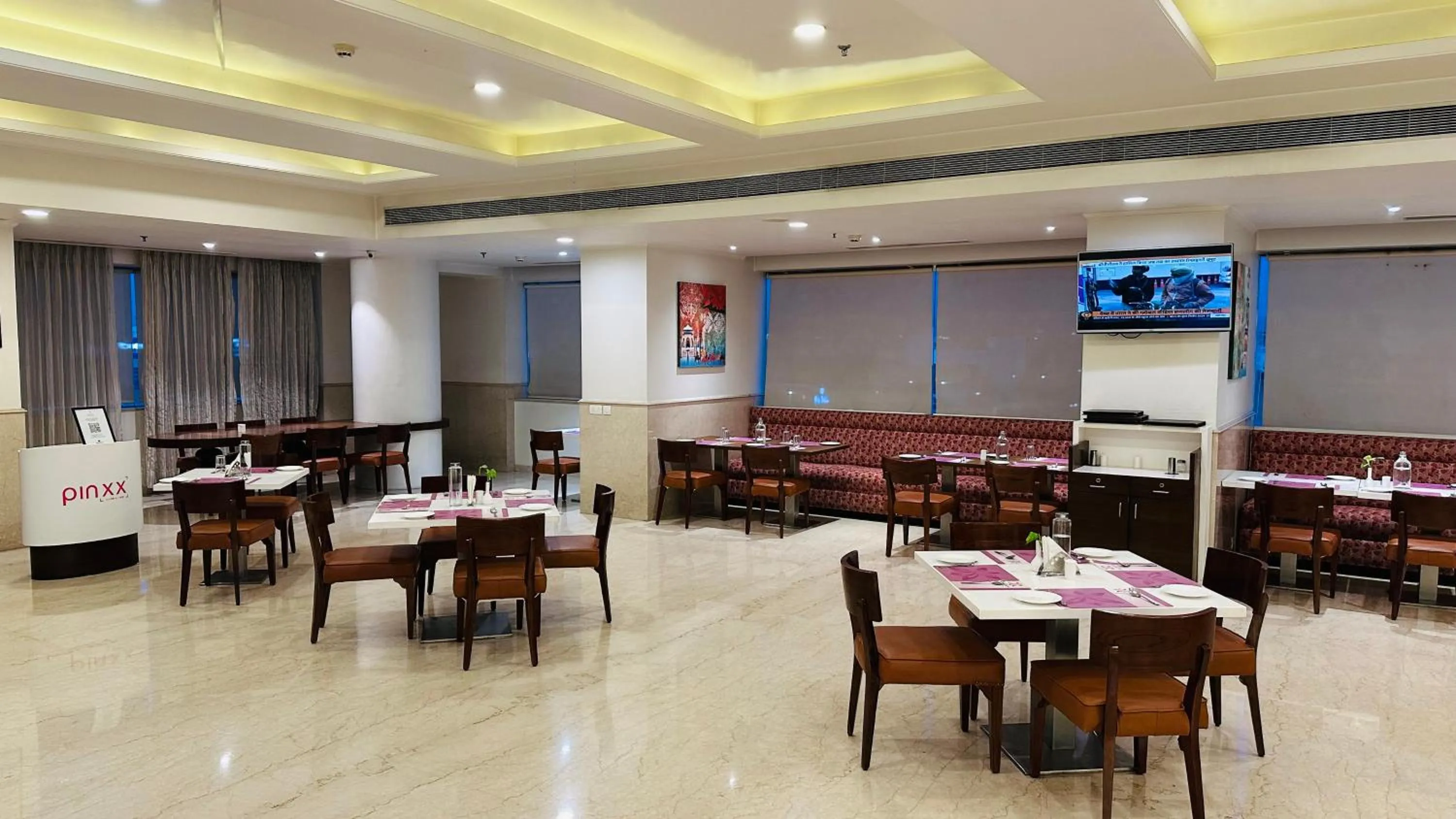 Restaurant/places to eat in Regenta Central Jaipur