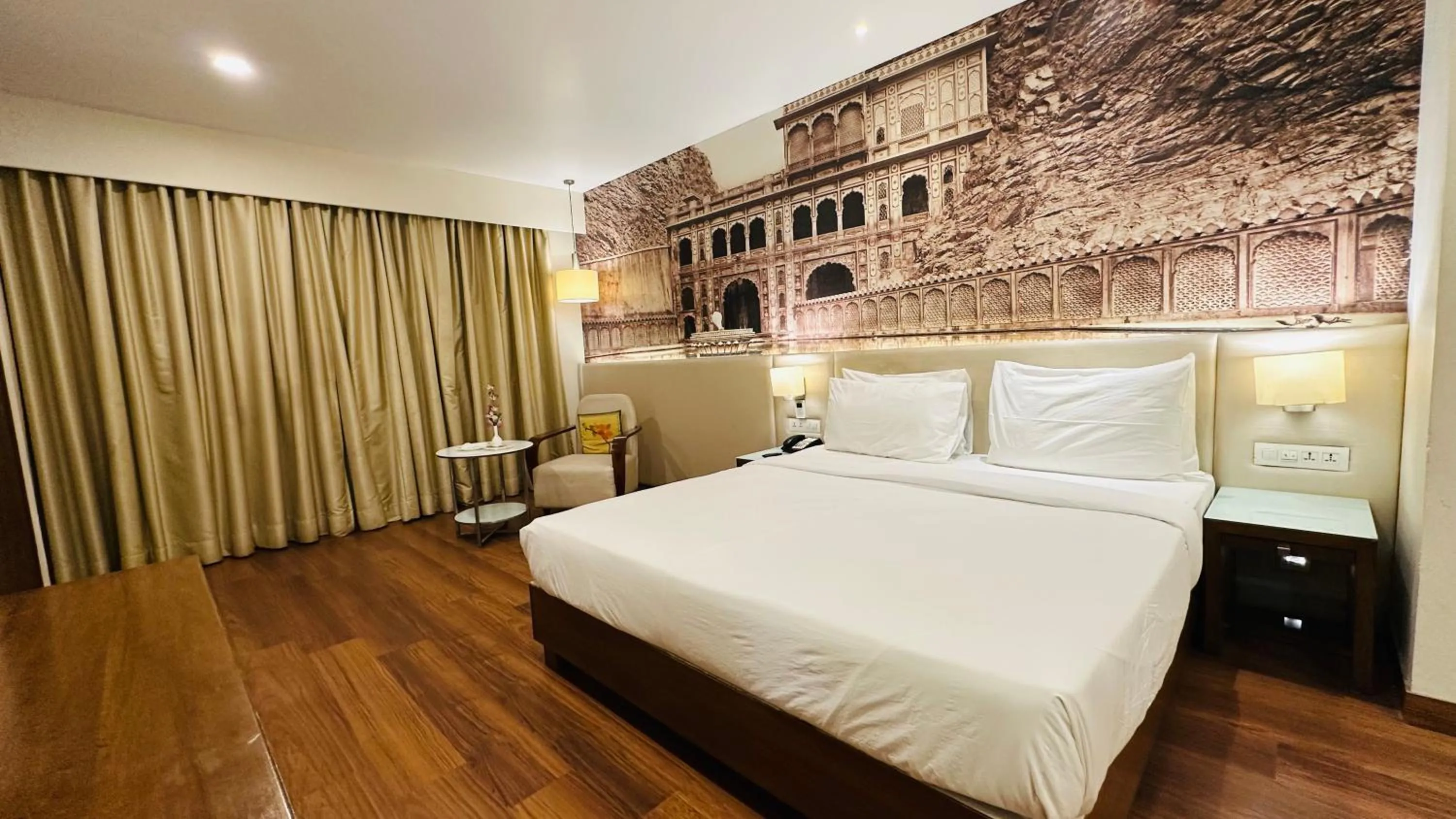 Bedroom, Bed in Regenta Central Jaipur