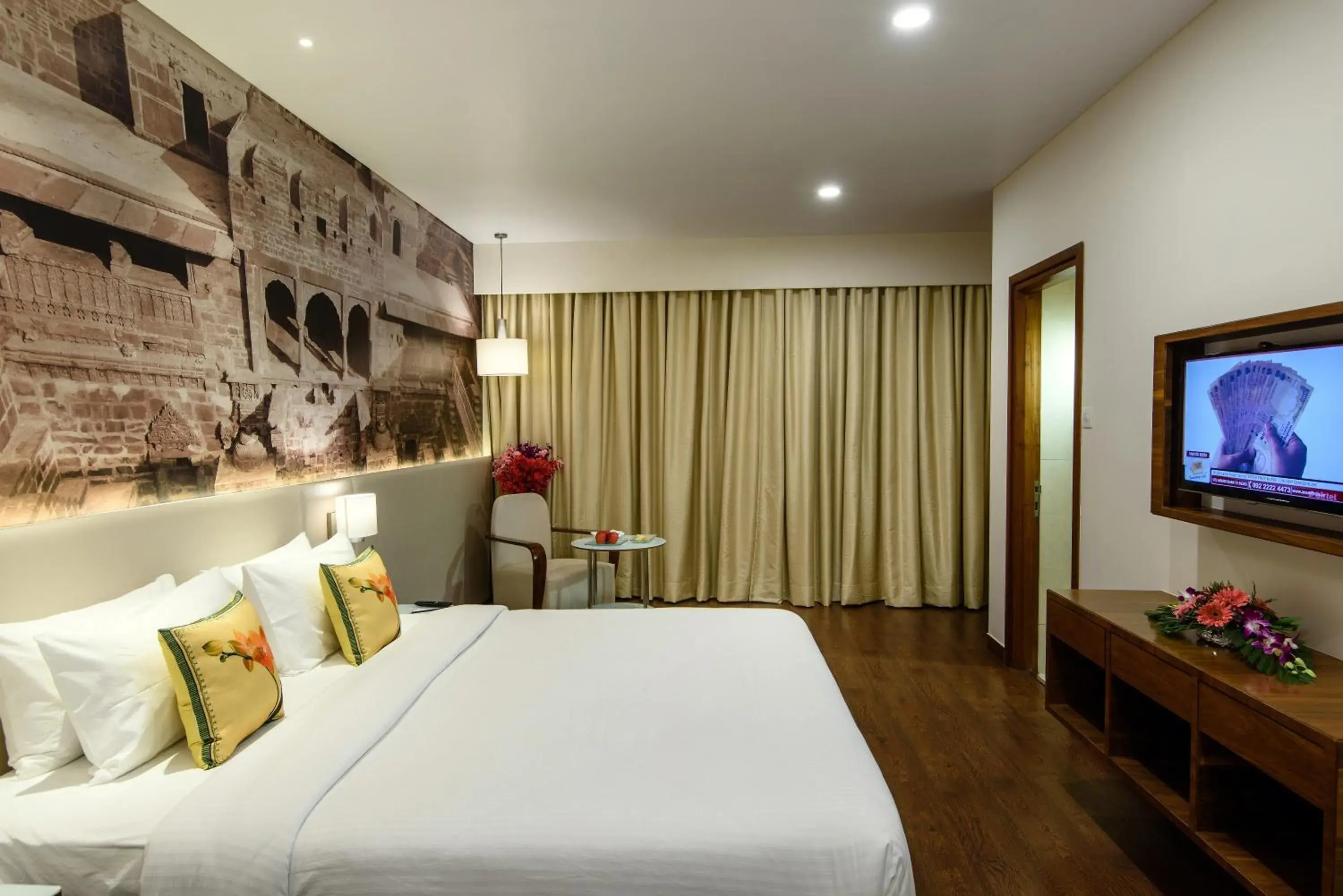 Deluxe Double Room - single occupancy - Enjoy Happy Hour 1+1 mocktail 11am-7pm in Regenta Central Jaipur Deluxe Double Room - single occupancy - Enjoy Happy Hour 1+1 mocktail 11am-7pm in Regenta Central Jaipur