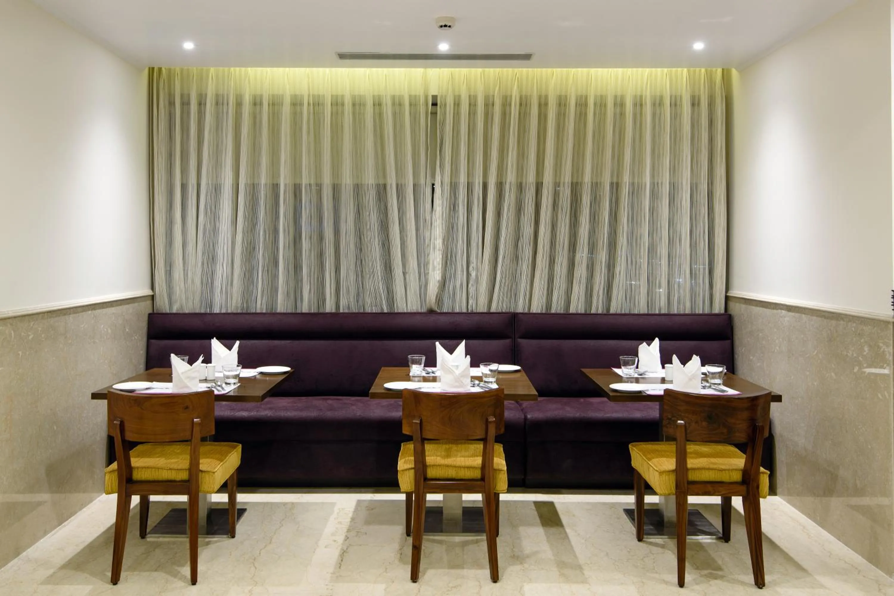 Restaurant/places to eat in Regenta Central Jaipur
