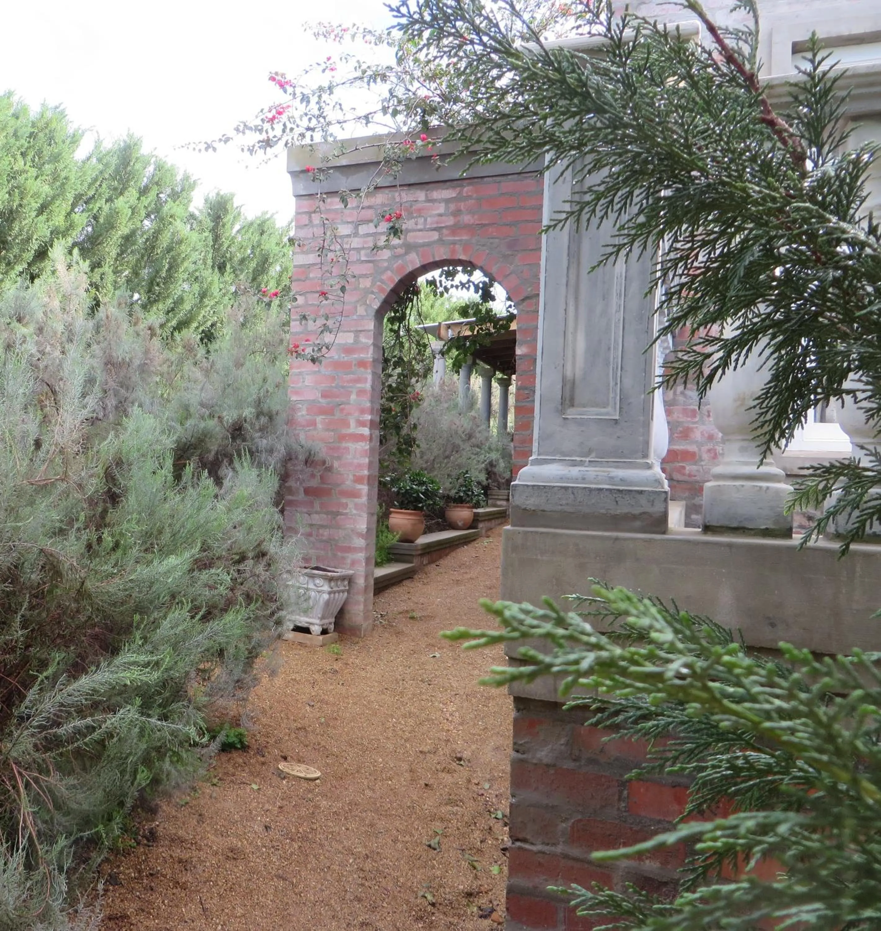 Property building in Villa Anna Katarina