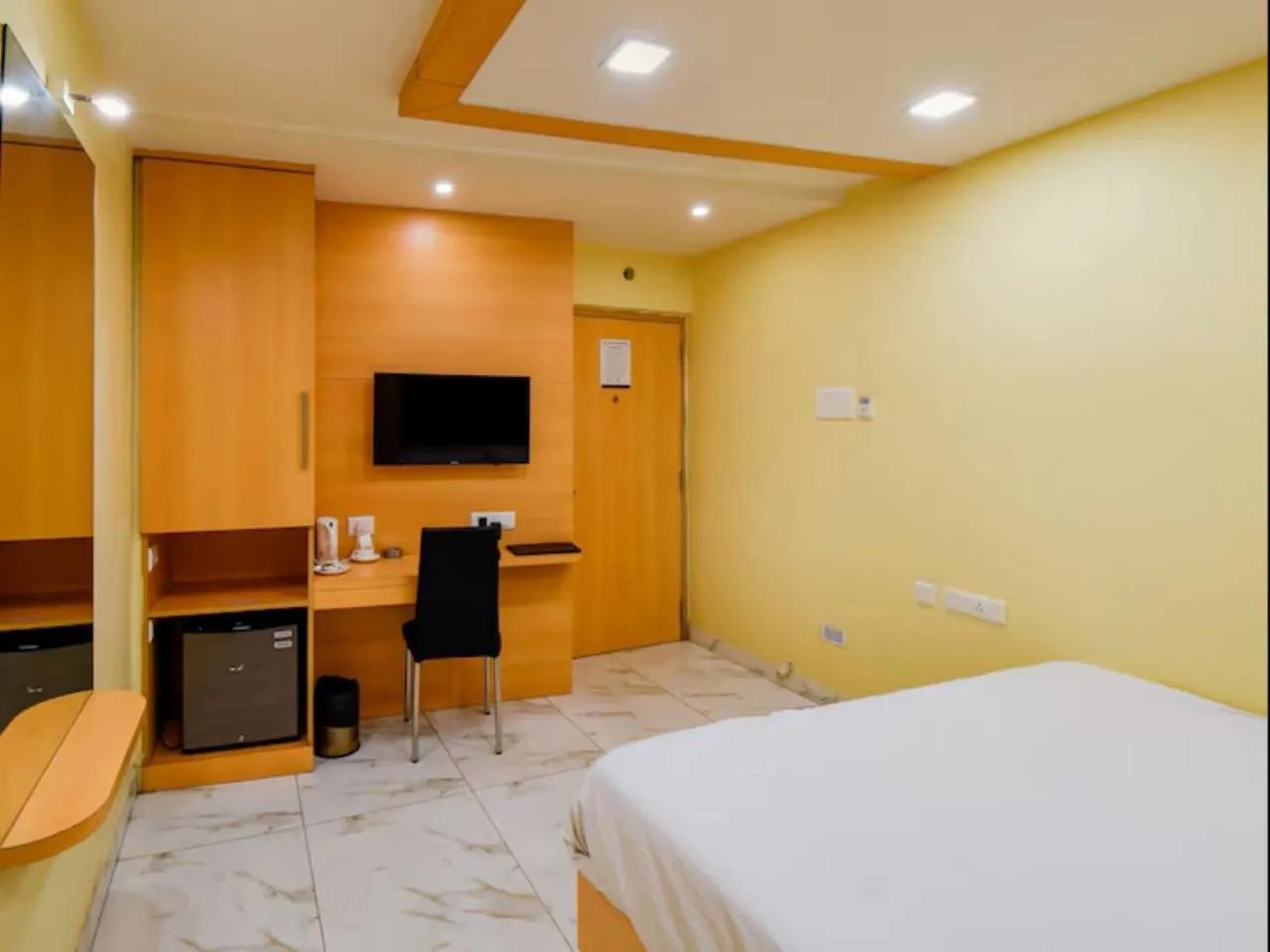 TV and multimedia, Bed in Hotel Sawood International