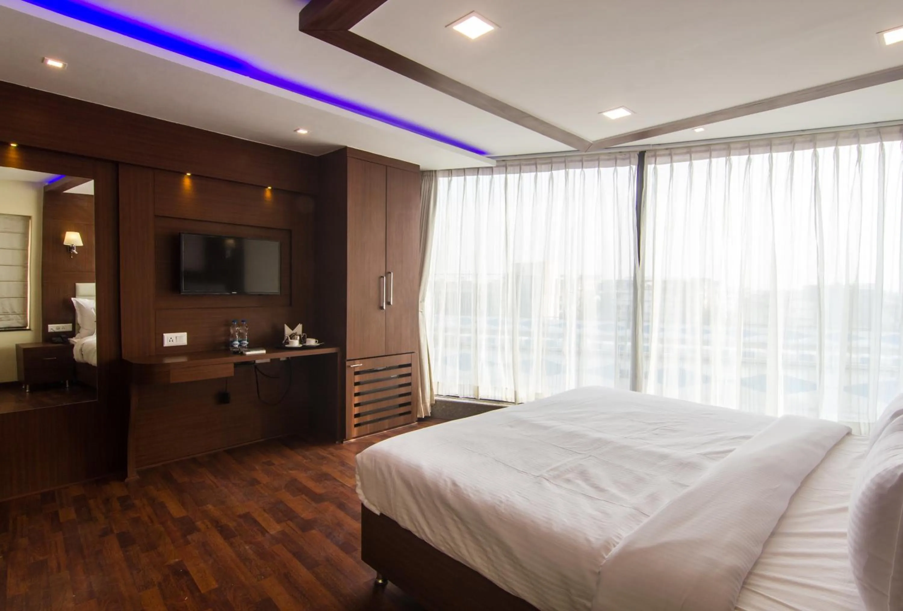 Bed in Hotel Sawood International