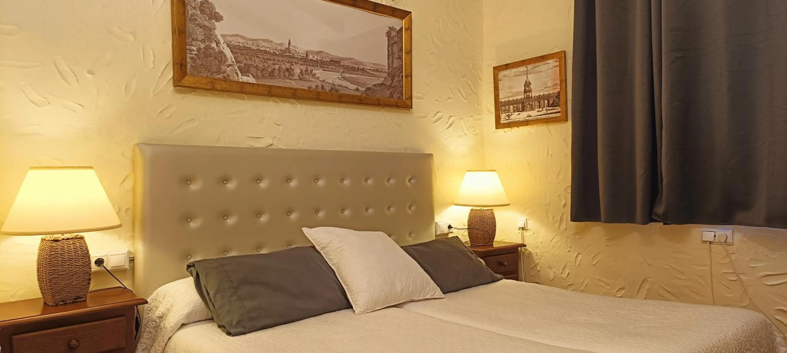 Bed in Hotel Restaurante Las Buitreras