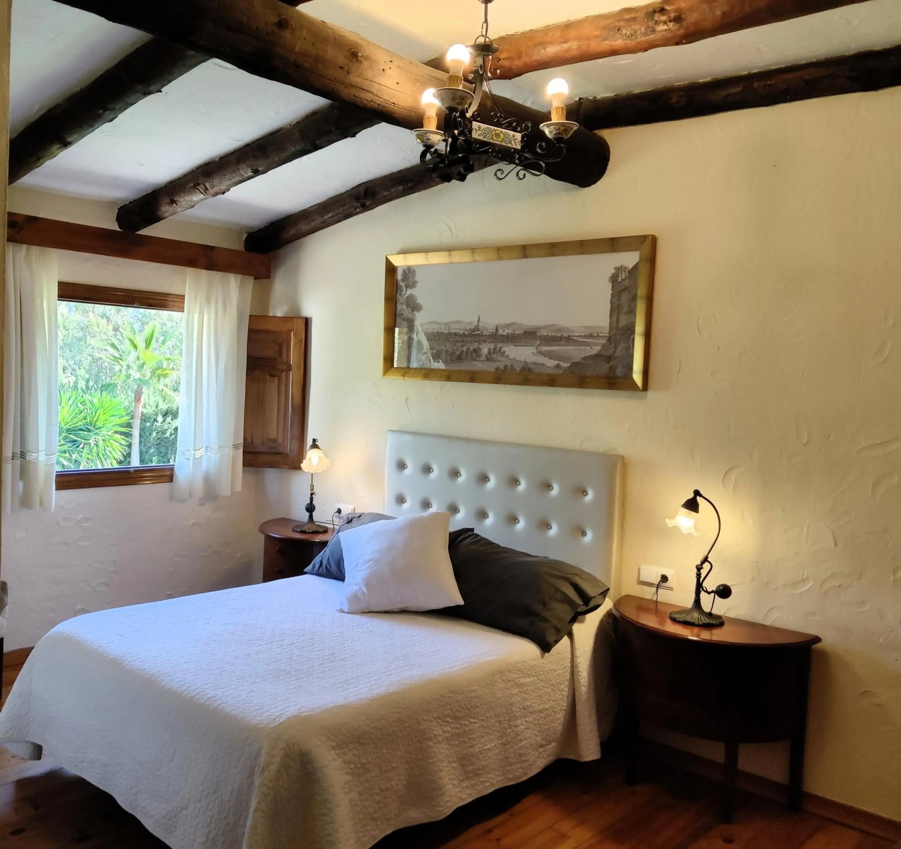 Bed in Hotel Restaurante Las Buitreras