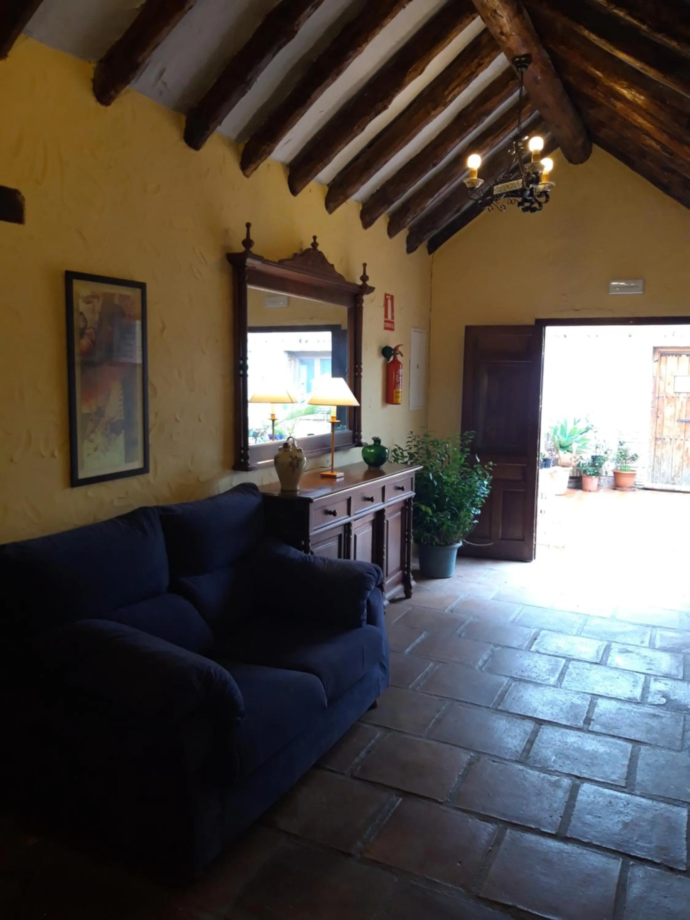 Living room in Hotel Restaurante Las Buitreras