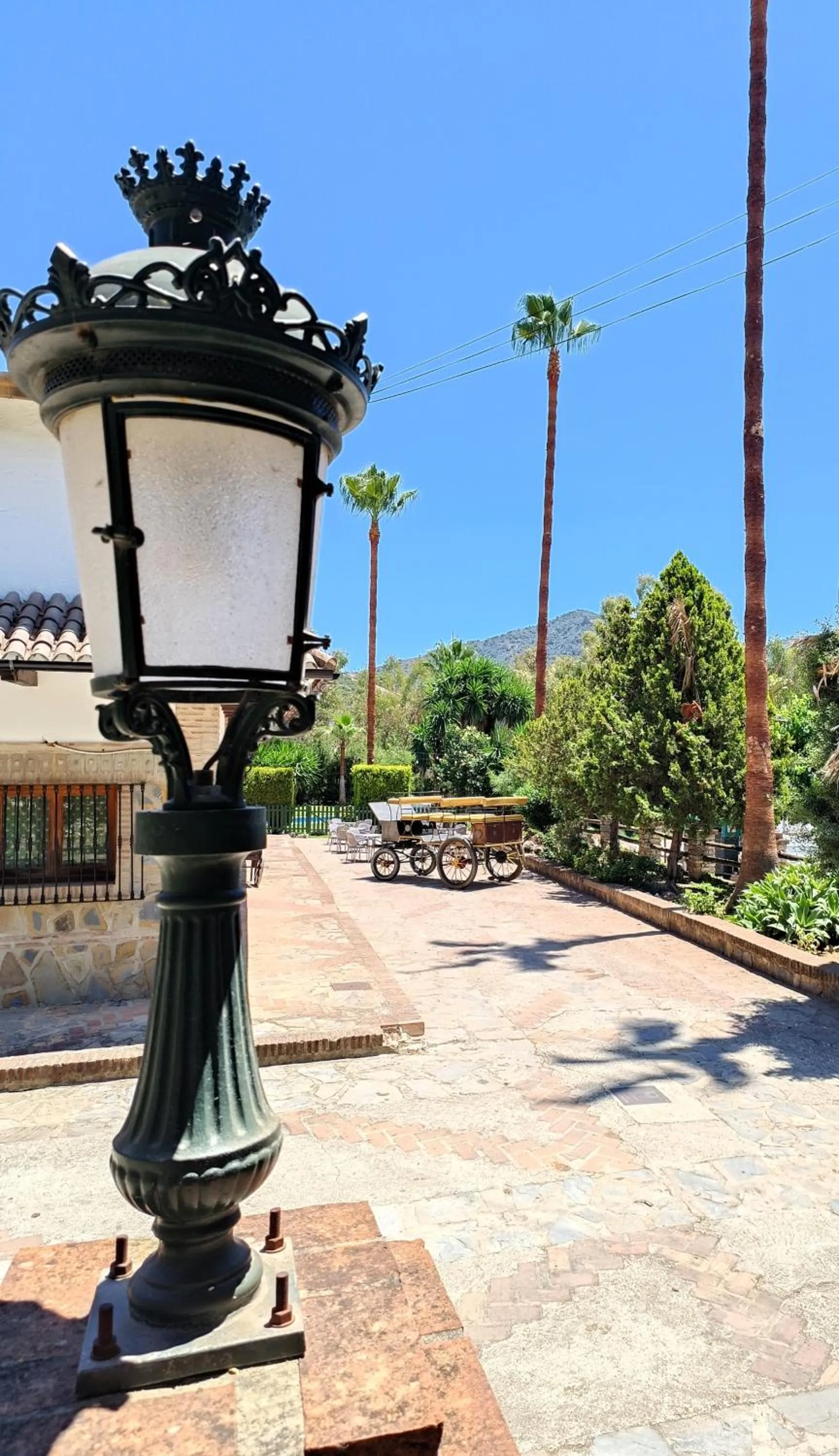 Property building in Hotel Restaurante Las Buitreras