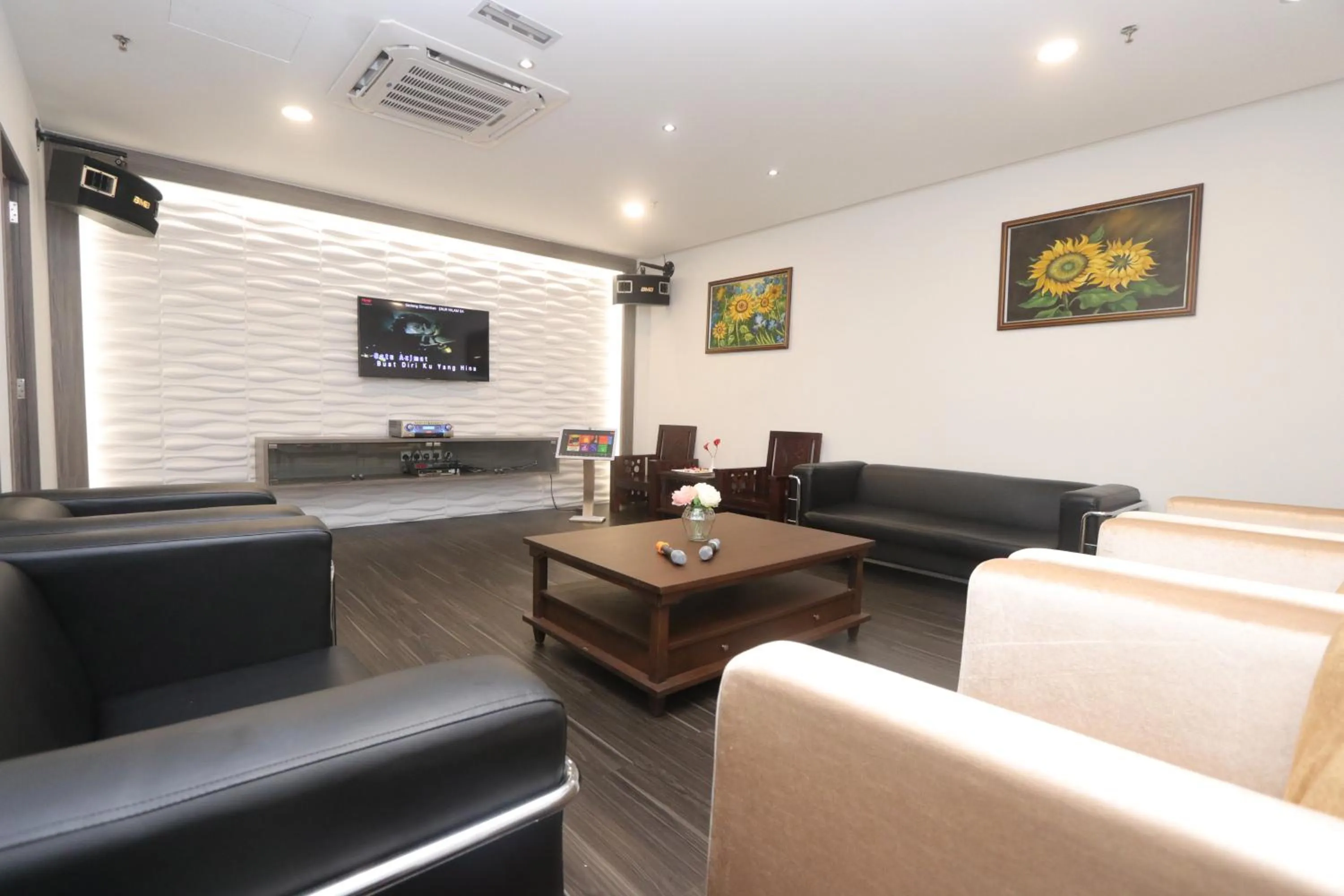 Villea Rompin Resort & Golf