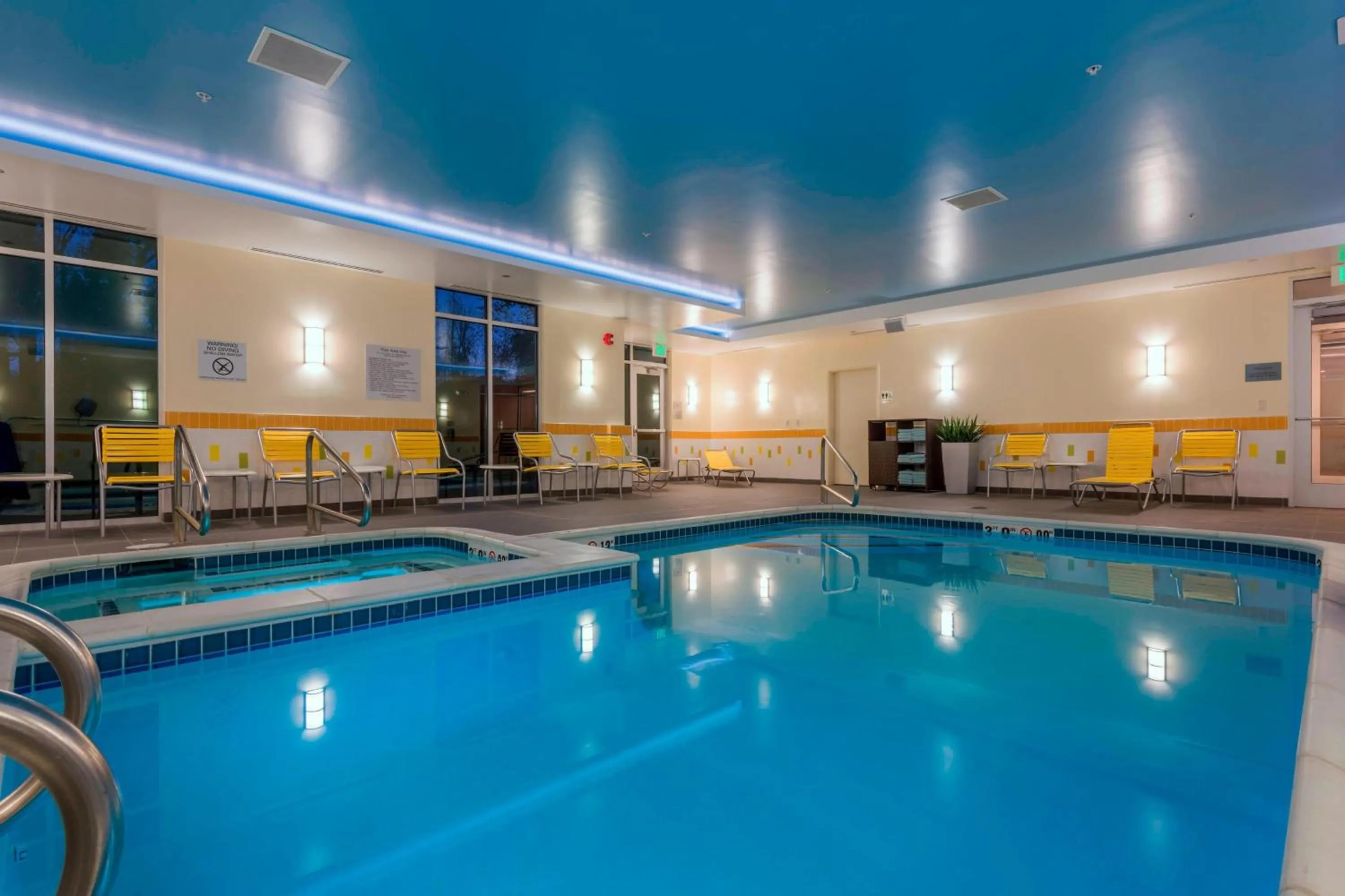 Swimming pool in Fairfield Inn by Marriott Afton Star Valley