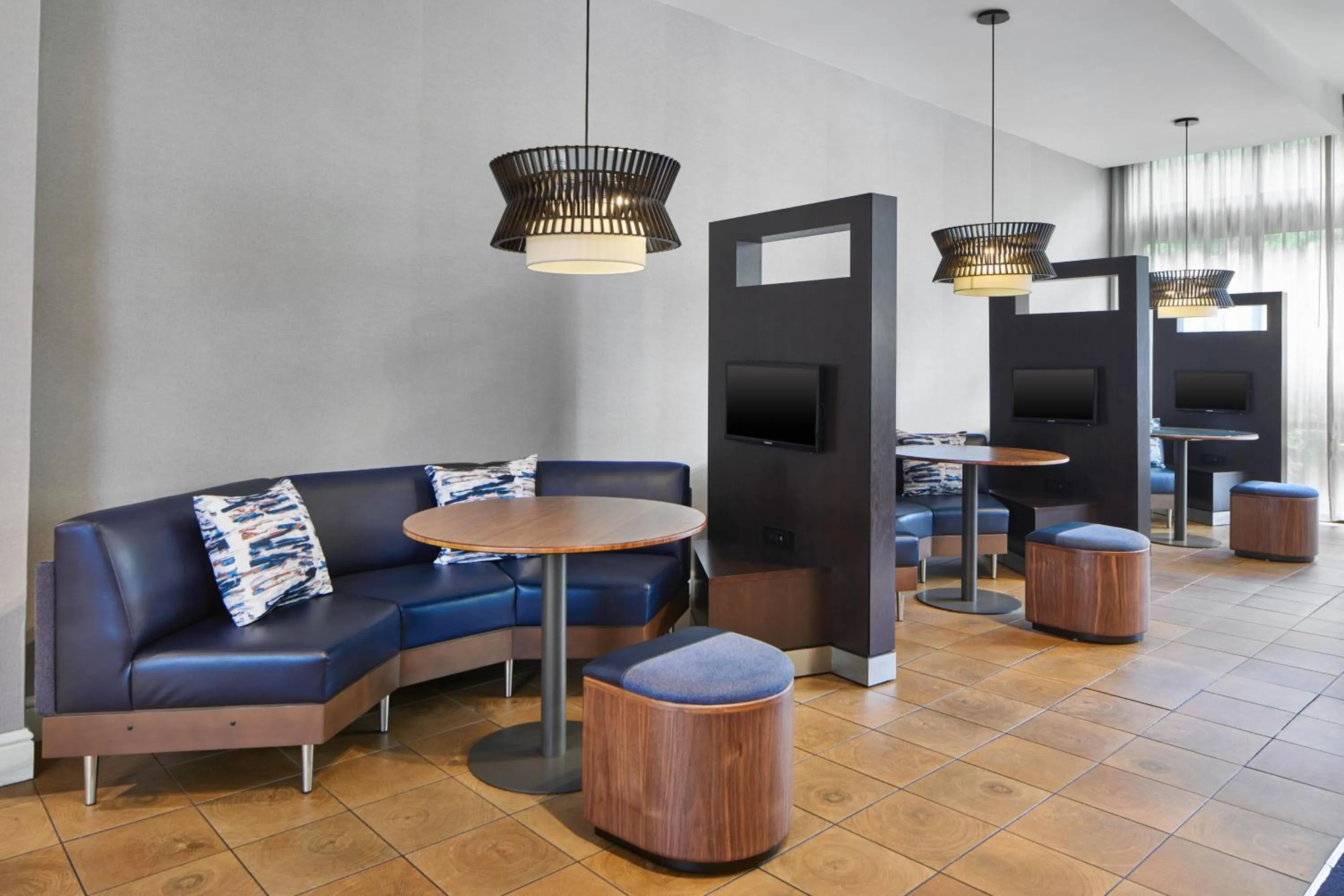 Lobby or reception in Courtyard by Marriott Atlanta NE/Duluth Sugarloaf