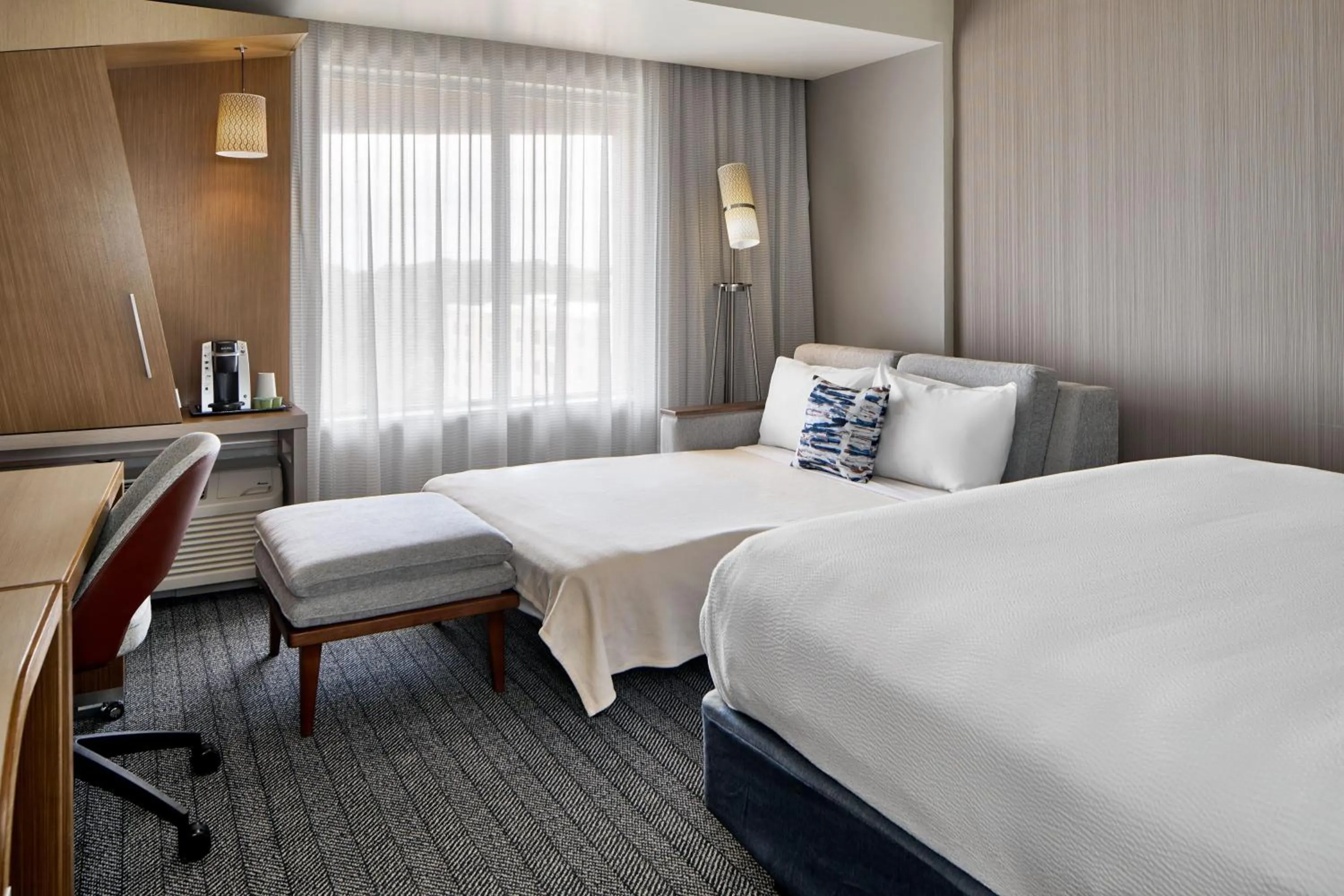 Photo of the whole room, Bed in Courtyard by Marriott Atlanta NE/Duluth Sugarloaf