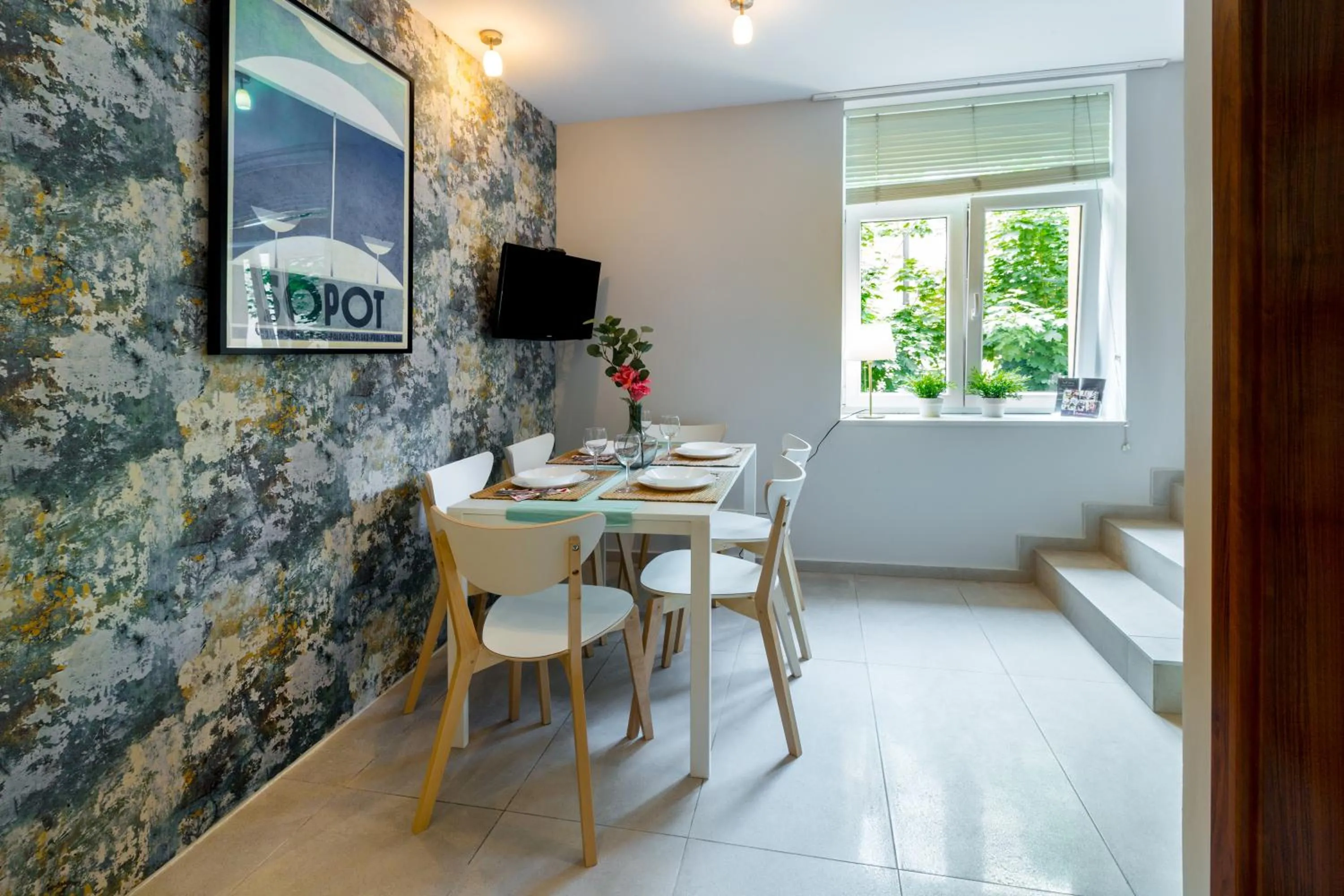 TV and multimedia in Wawel Cracow Old City Apartments - Friendhouse Apartments