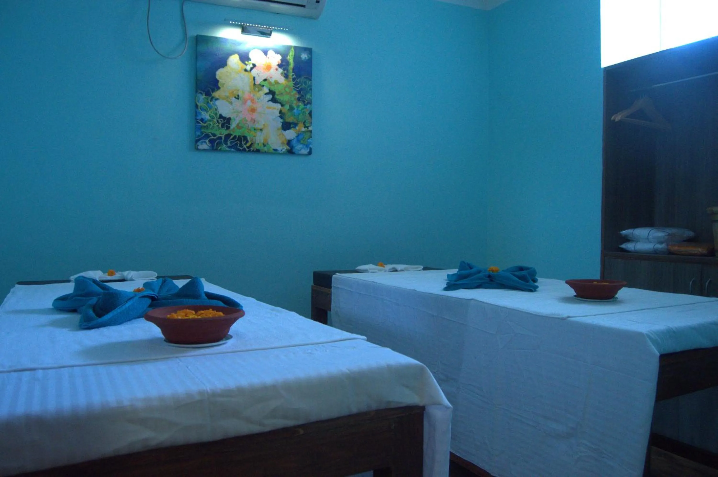 Massage, Bed in Hotel Arts Kathmandu