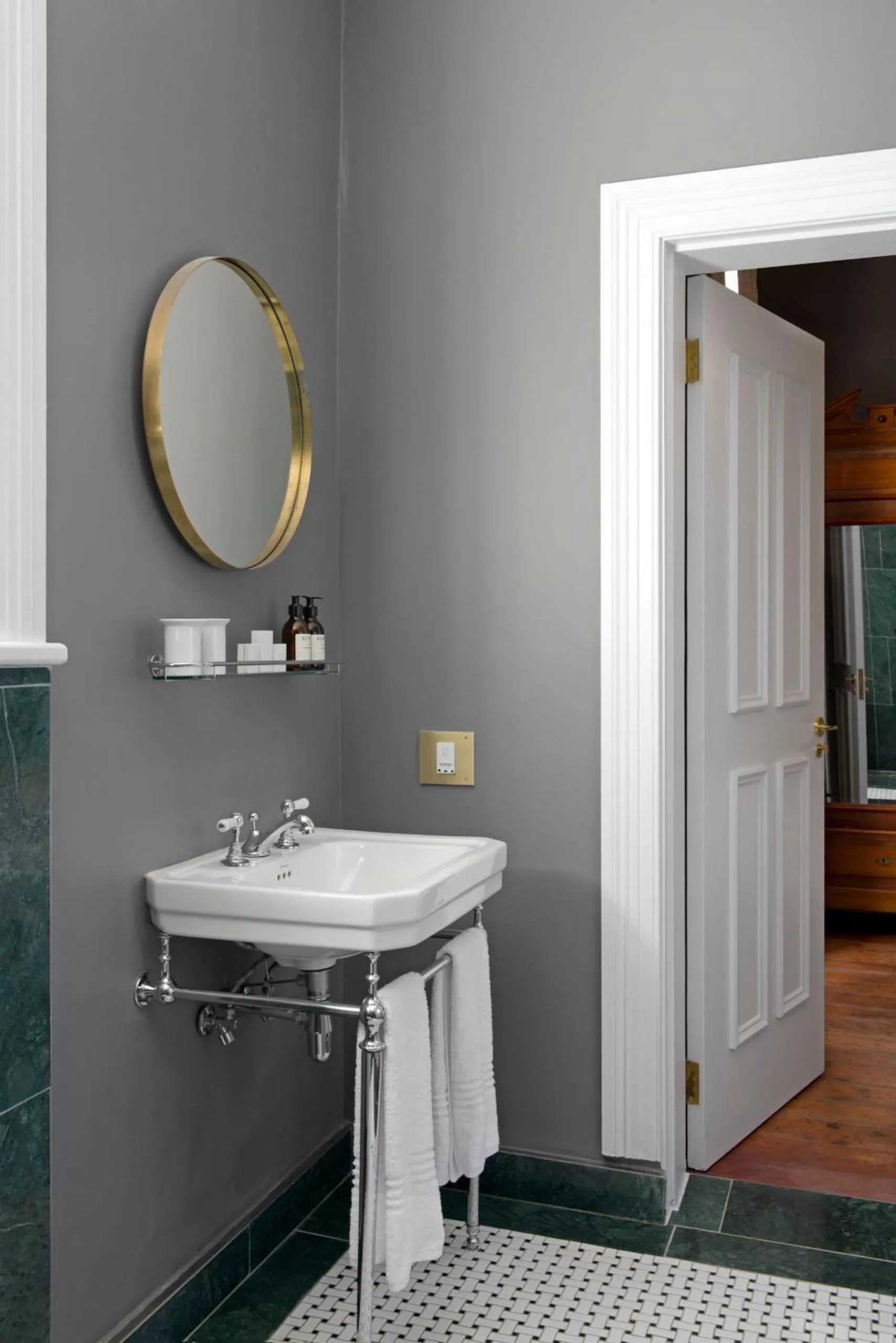 Bathroom in Harpers House