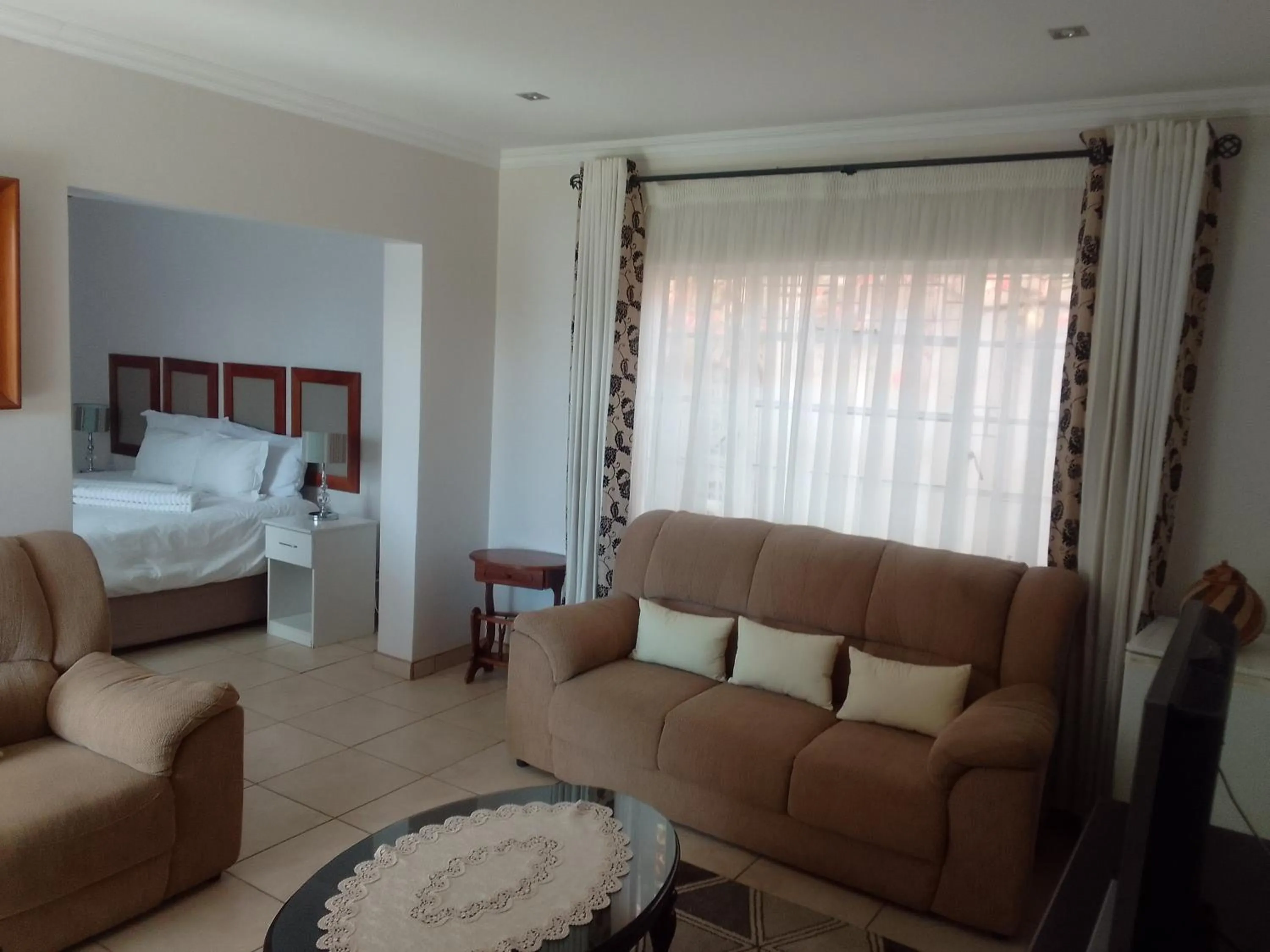 Bed in Botleng Guest House