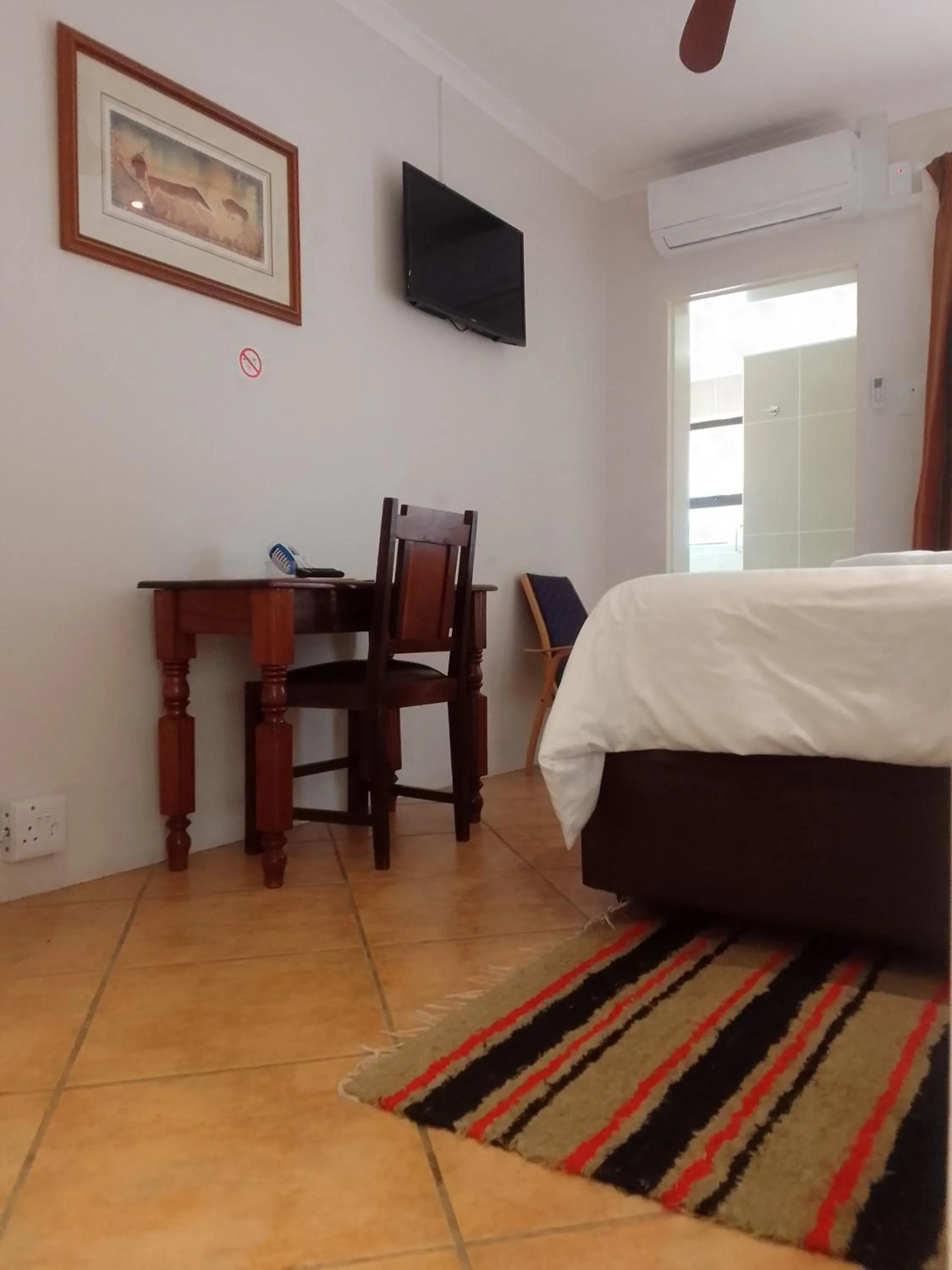 Bed in Botleng Guest House