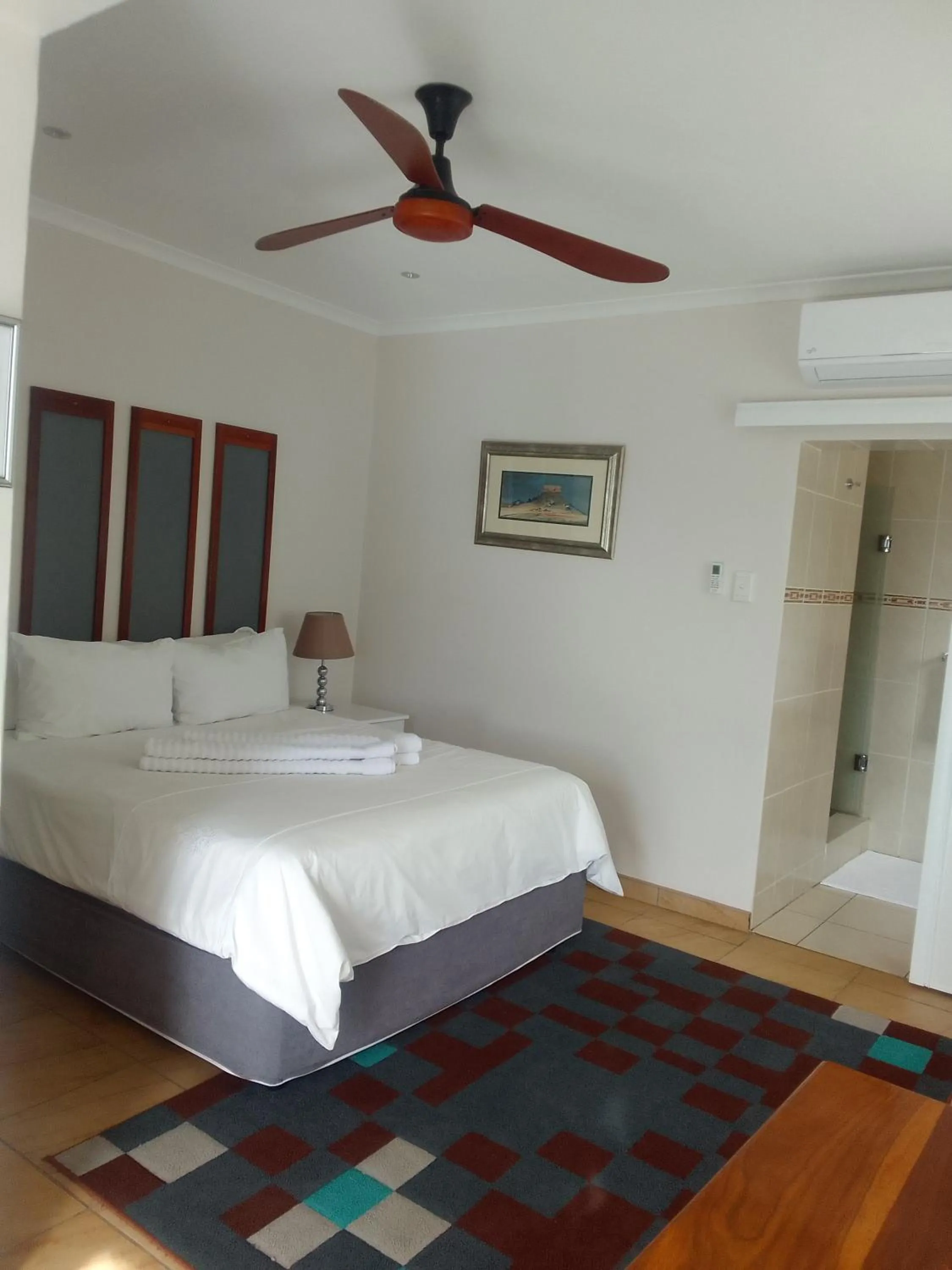 Bed in Botleng Guest House