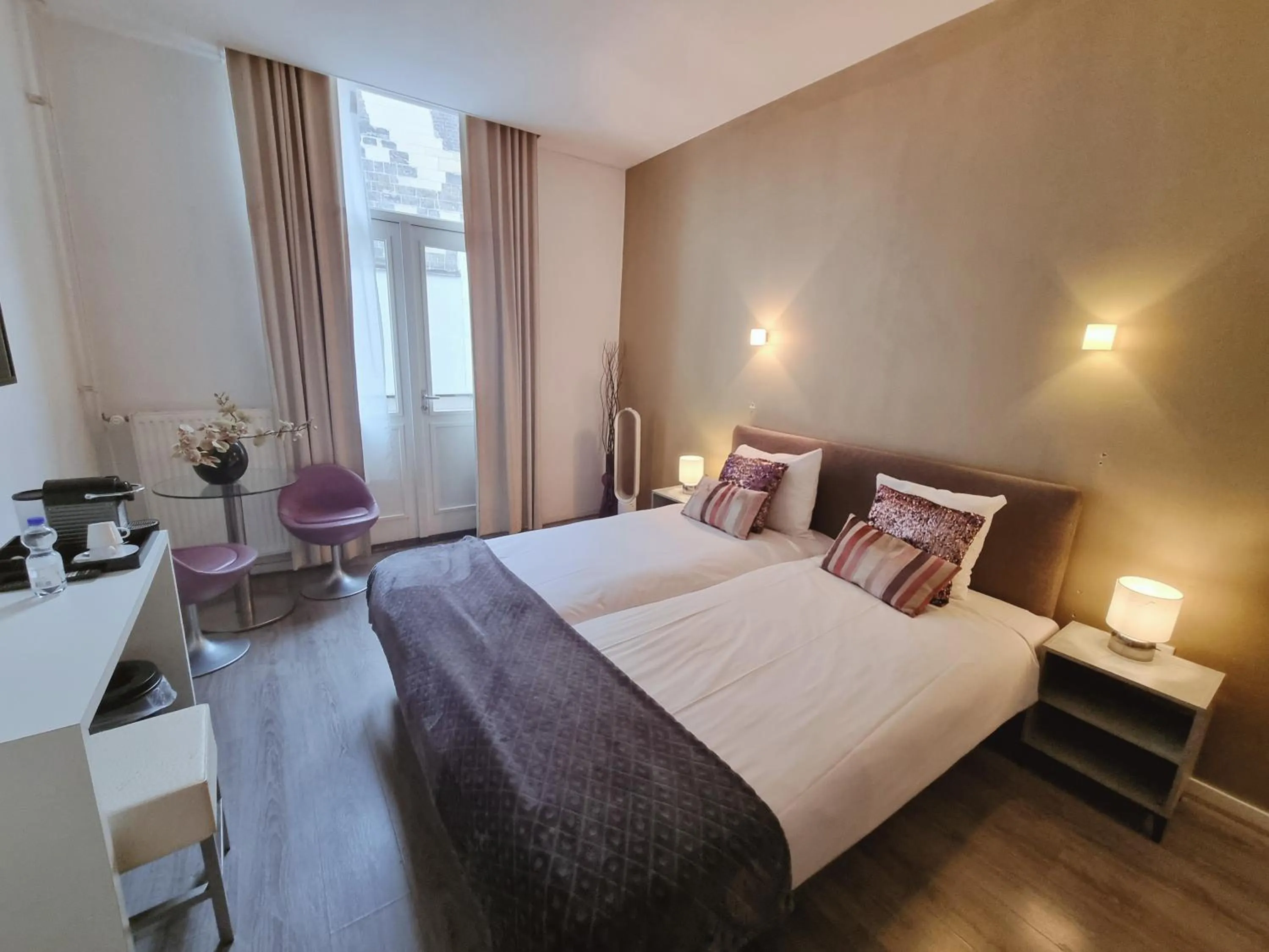 Bed in Saillant Hotel Maastricht City Centre - Auping Hotel Partner