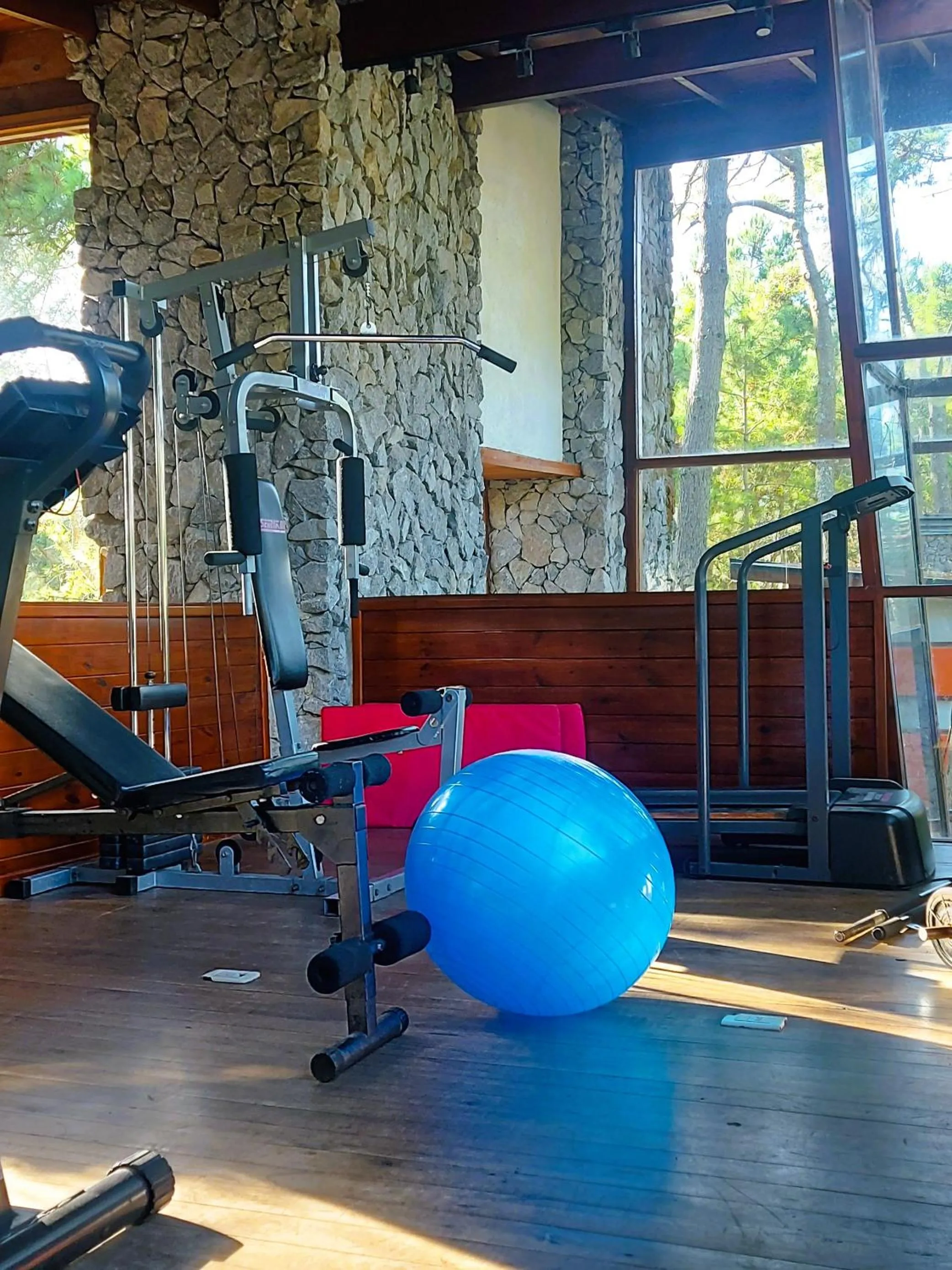Fitness centre/facilities in Altos Medanos Cabañas & Club de Bosque