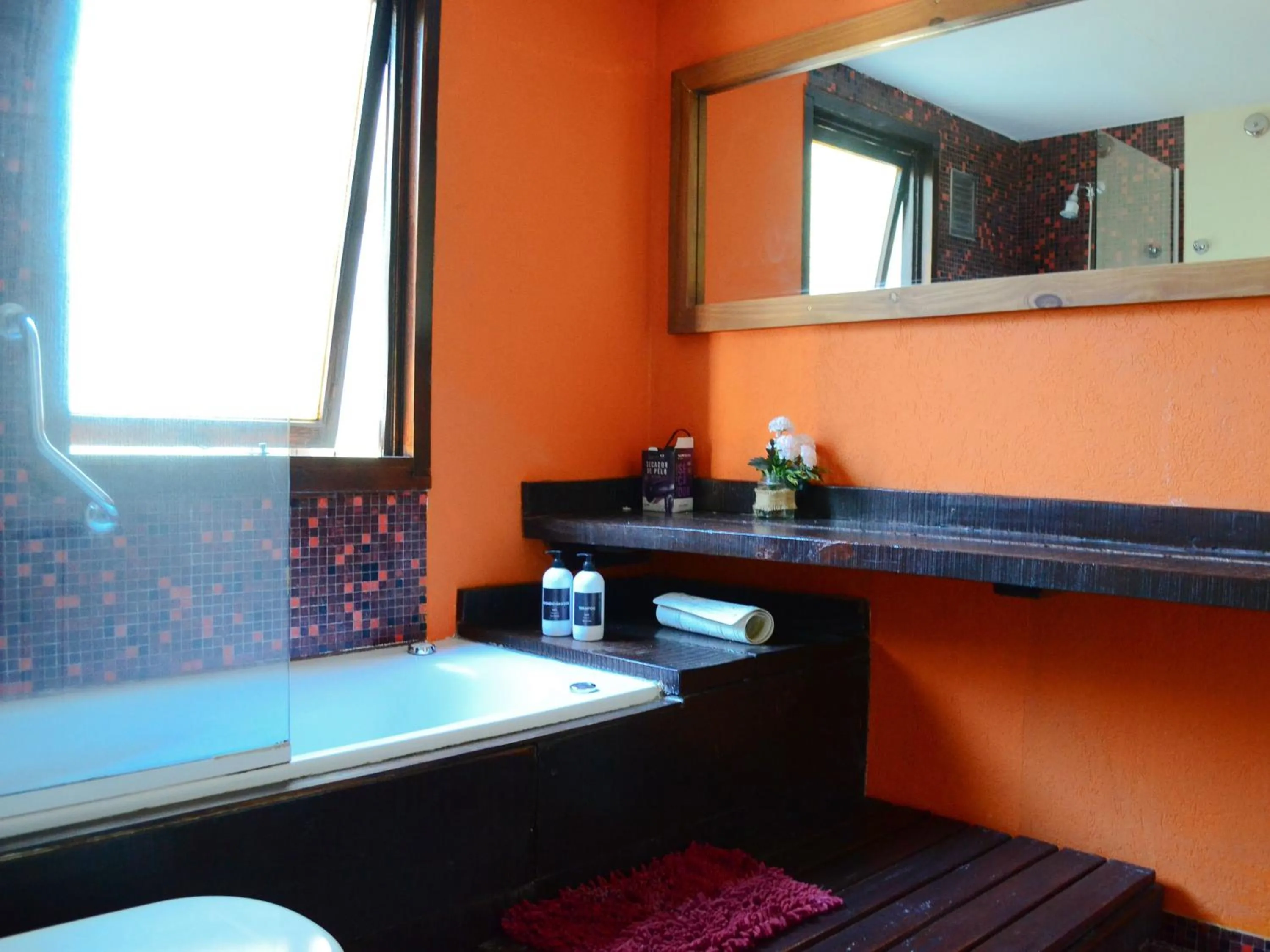 Hot Tub in Altos Medanos Cabañas & Club de Bosque