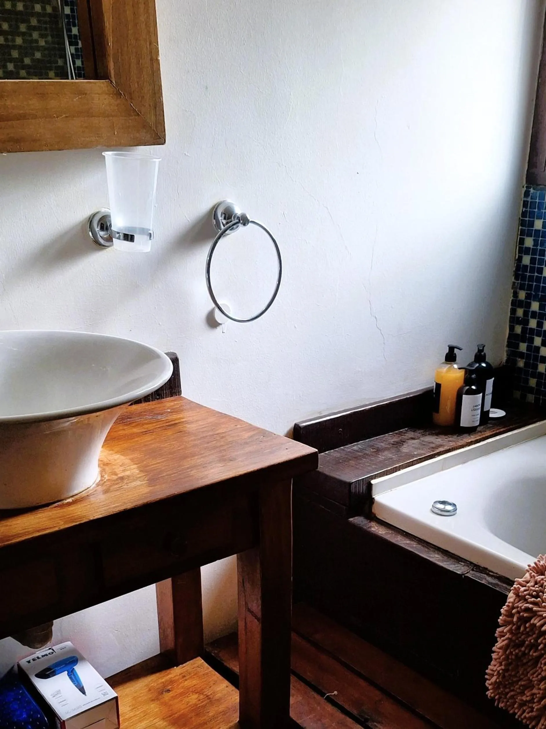 Hot Tub in Altos Medanos Cabañas & Club de Bosque