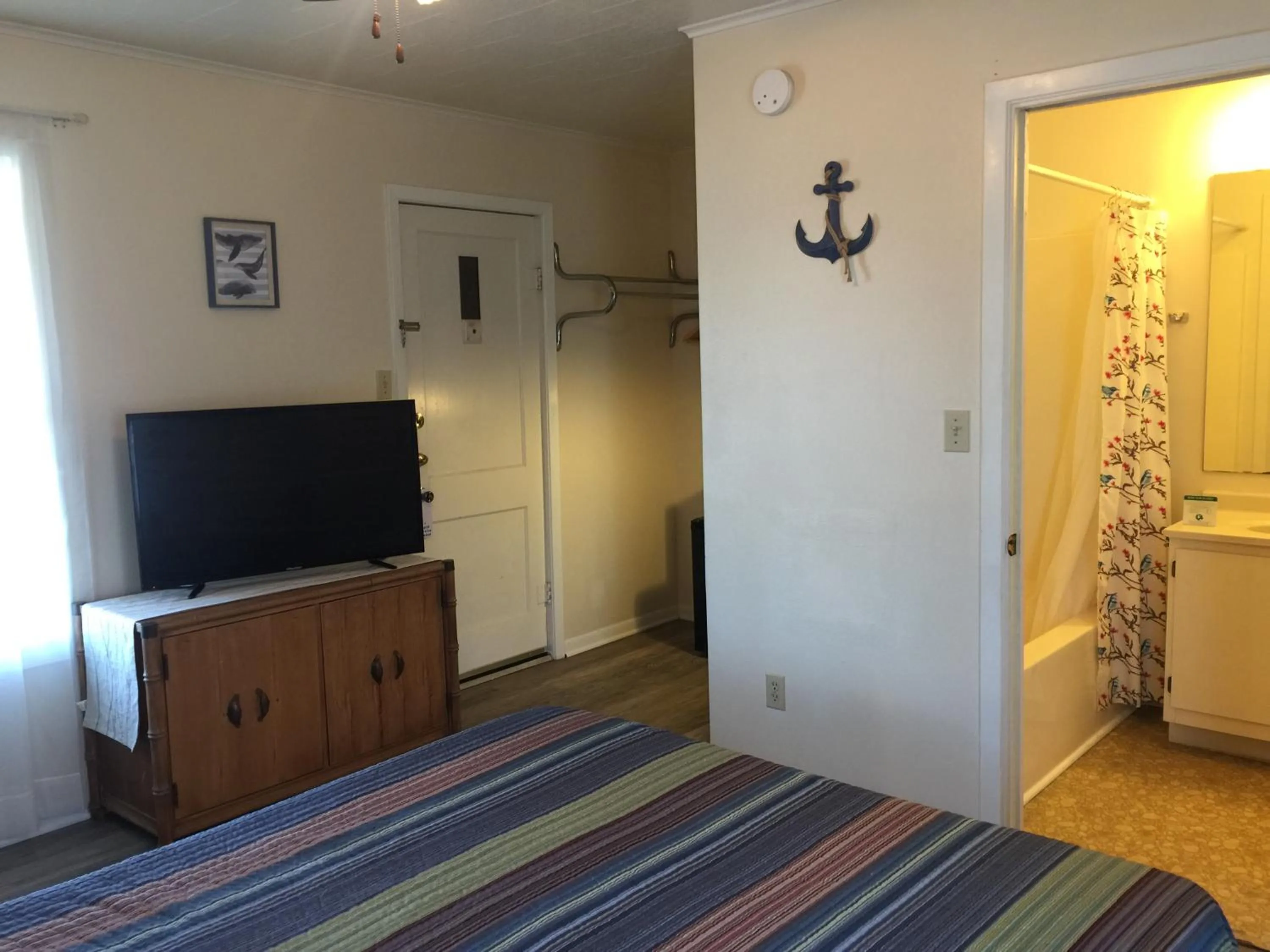 Bedroom in Hotel Kitsmiller on Main