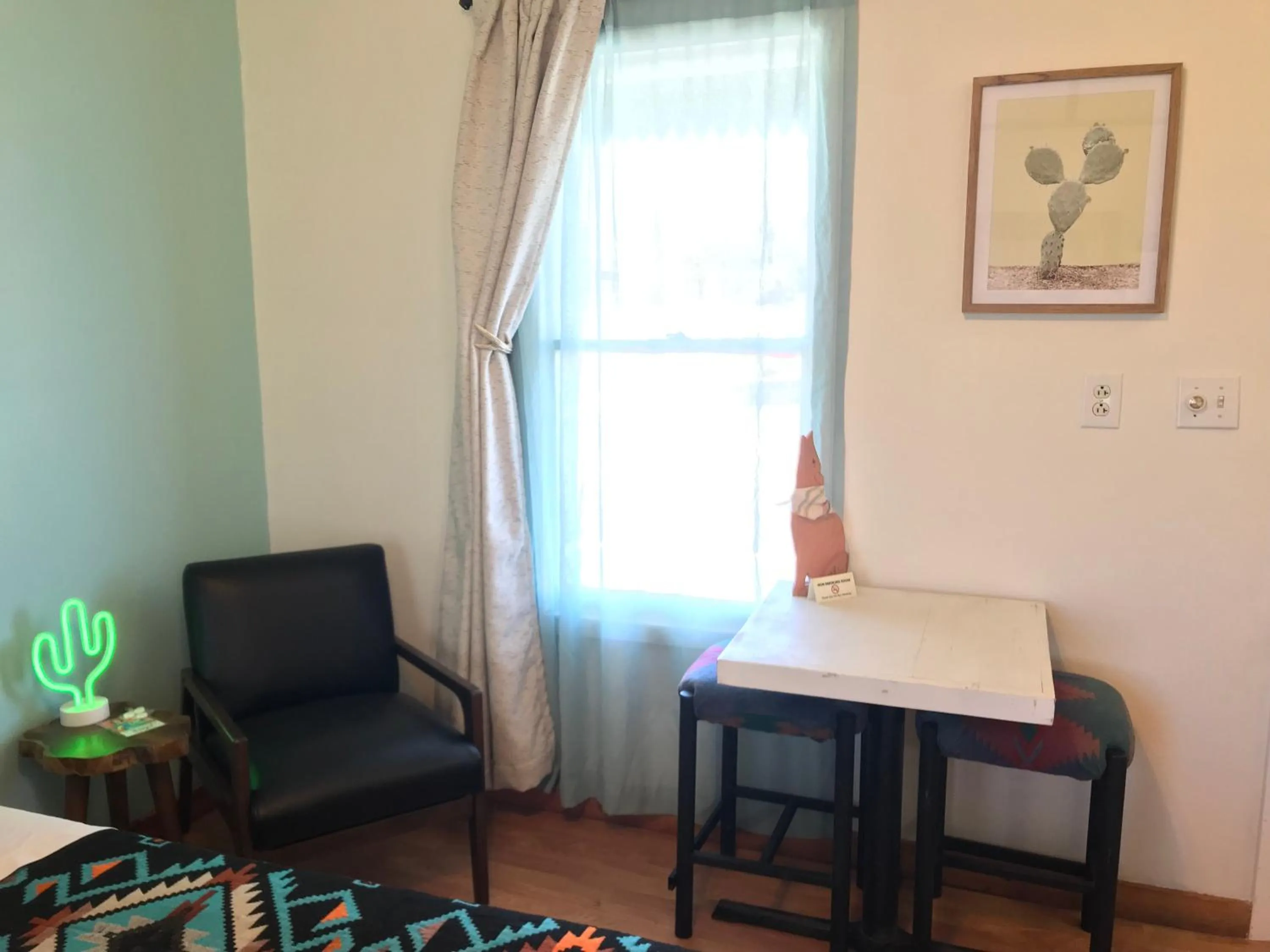 Bedroom in Hotel Kitsmiller on Main