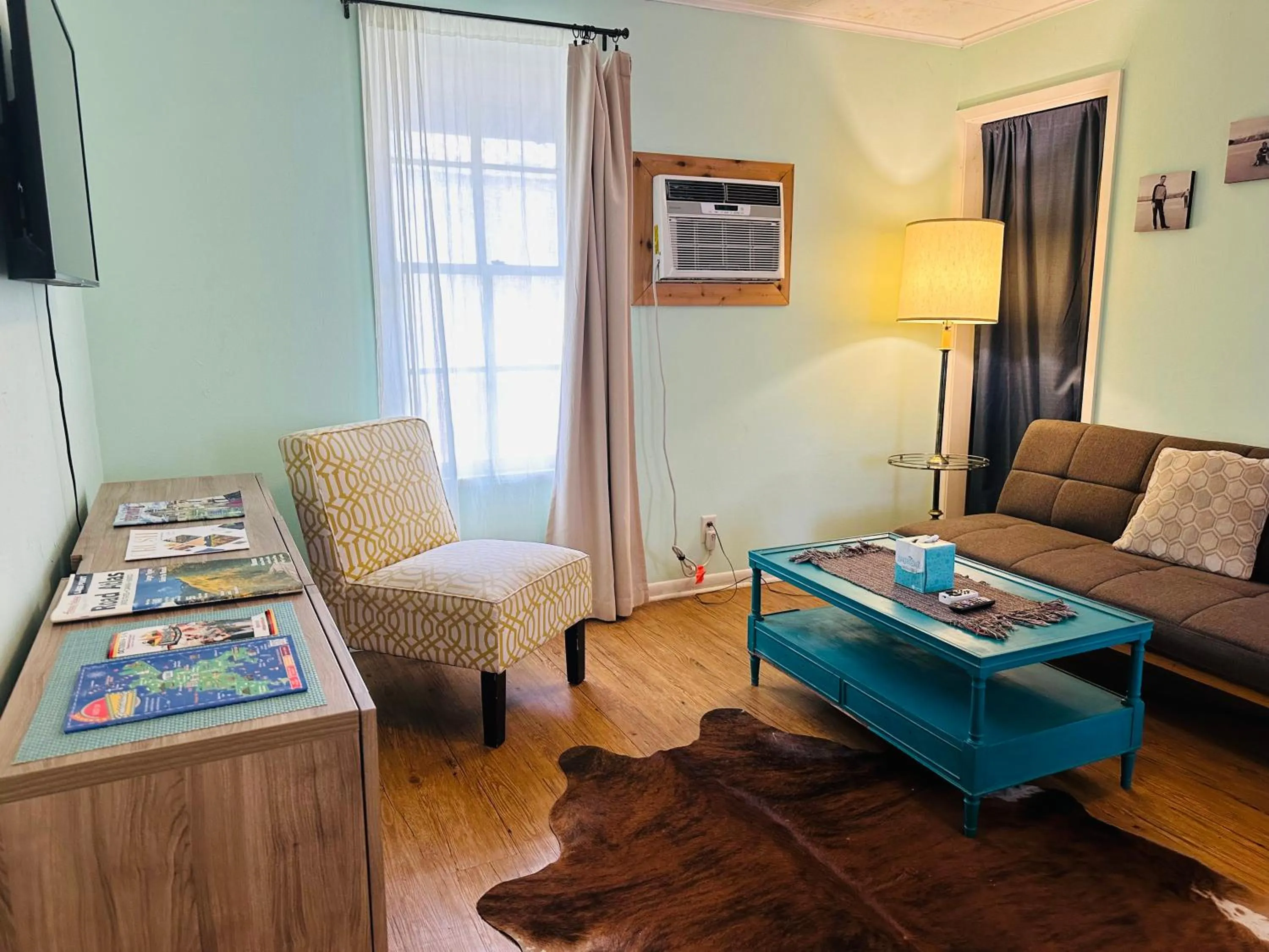 Hotel Kitsmiller on Main