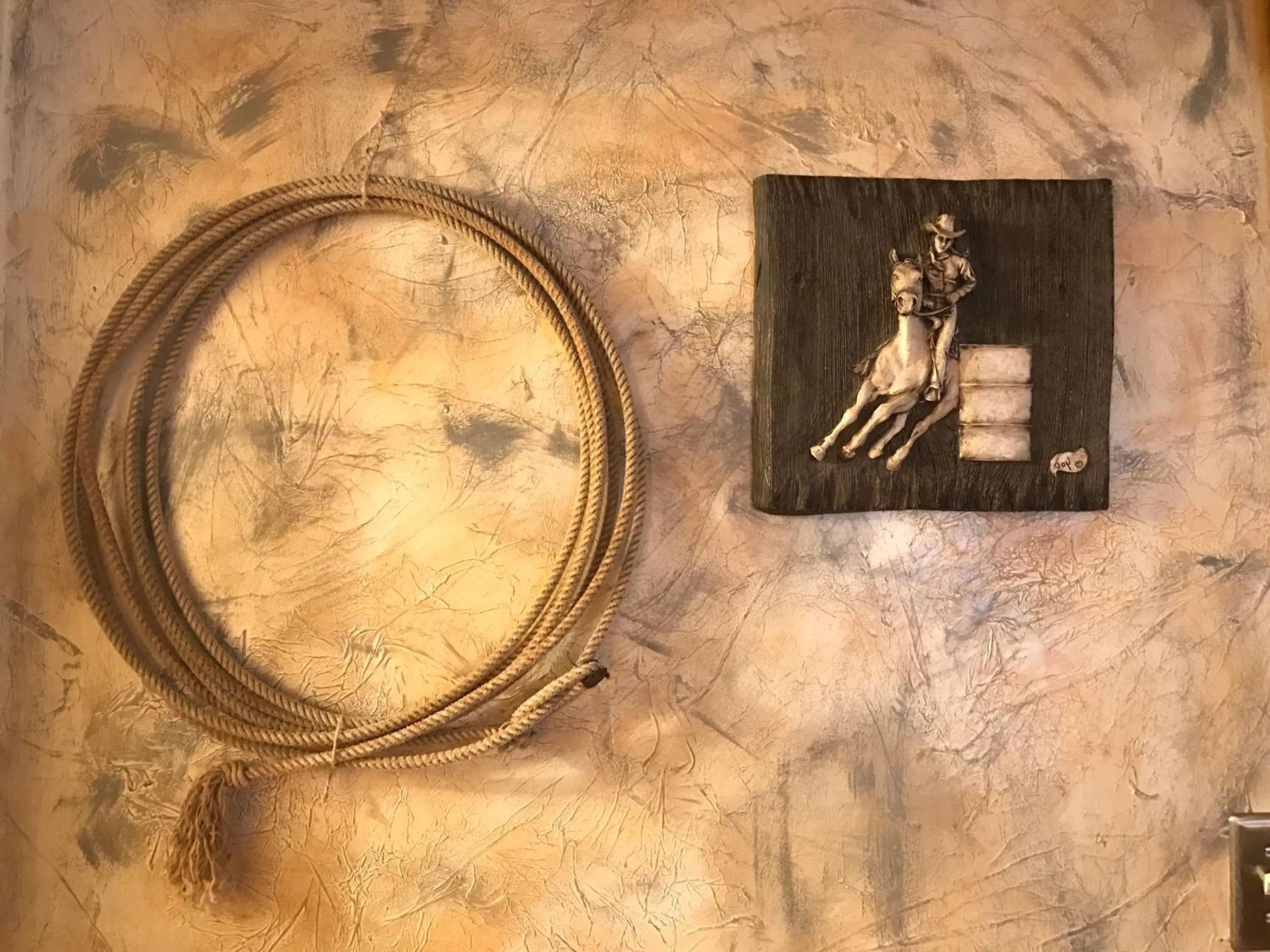 Decorative detail in Hotel Kitsmiller on Main