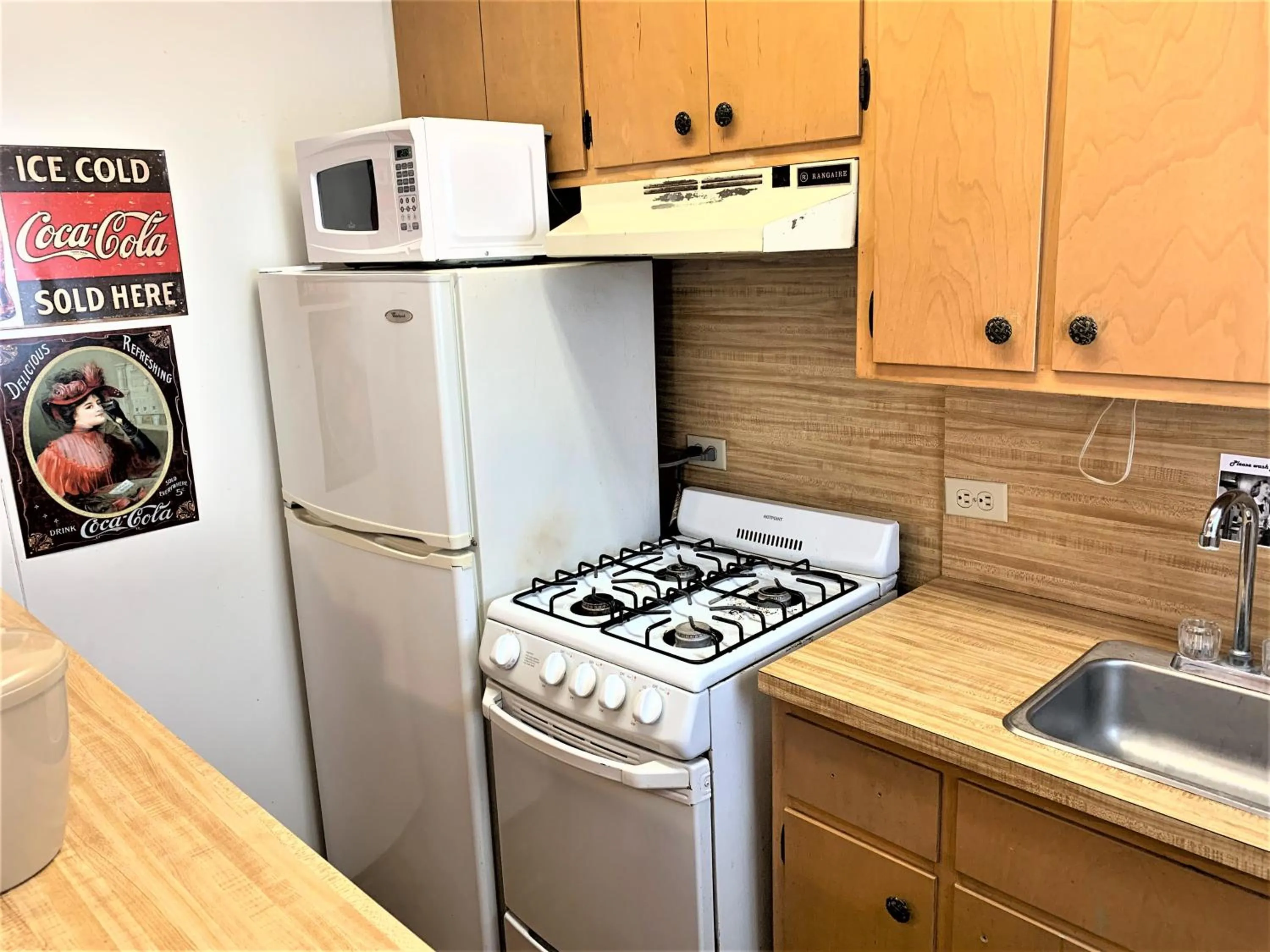 Kitchen or kitchenette in Hotel Kitsmiller on Main