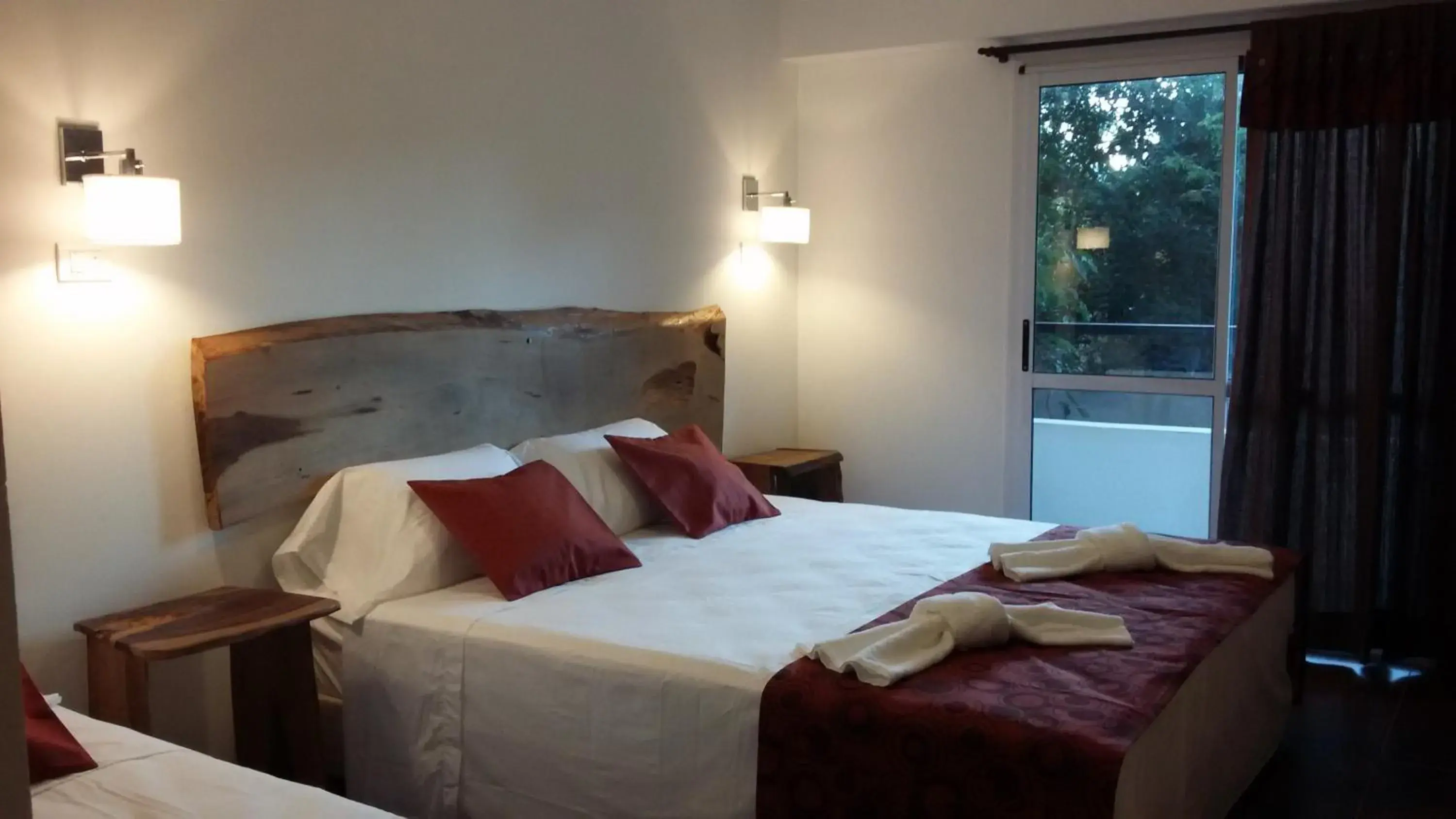 Superior Triple Room in Kelta Hotel Puerto Iguazú CENTRO Superior Triple Room in Kelta Hotel Puerto Iguazú CENTRO