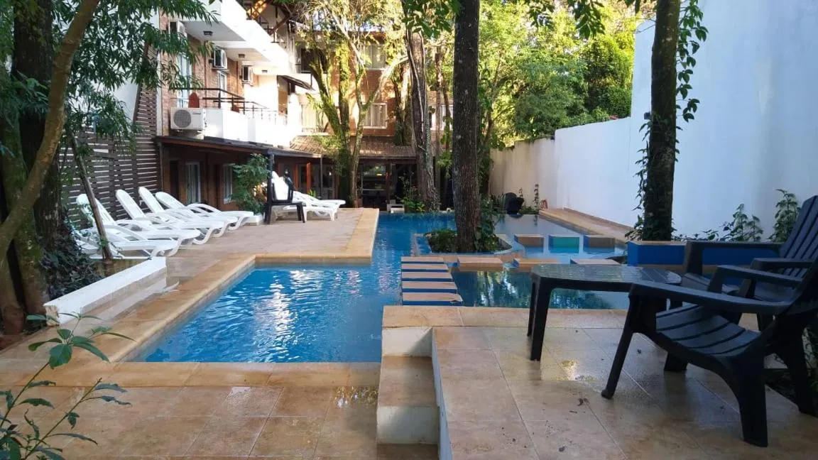 Swimming pool in Kelta Hotel Puerto Iguazú CENTRO