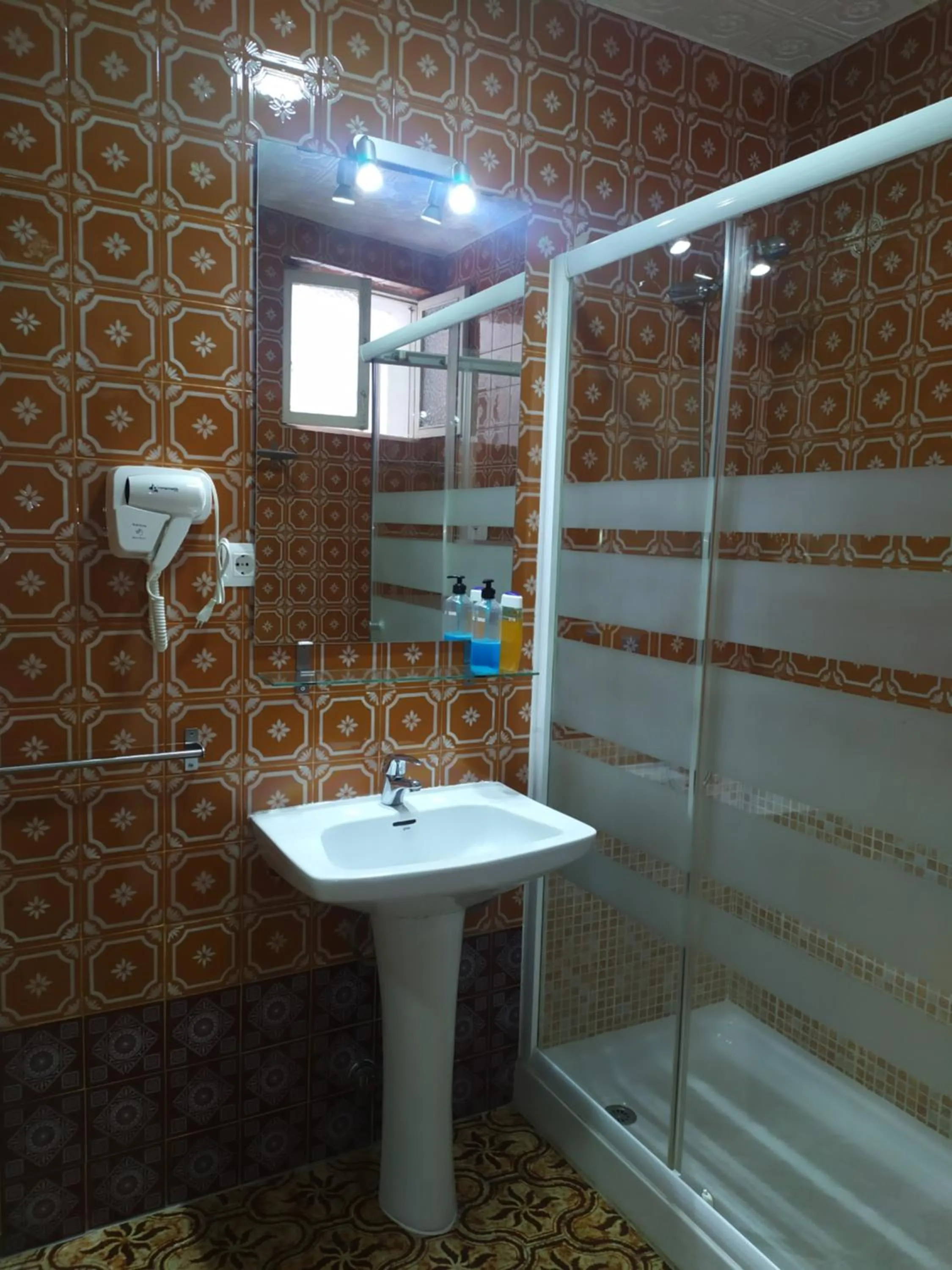 Toilet in Pension Azahar